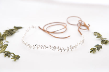 Juliet Leaves, Pearls & Crystals Wreath
