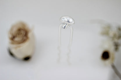 Tiny Mushroom Hair Prong