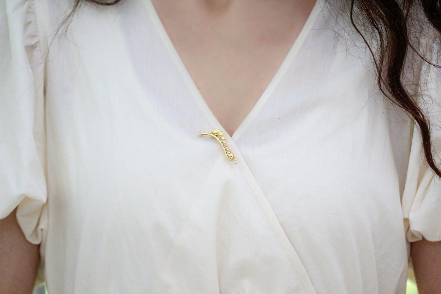 Wispy Leaves Brooch