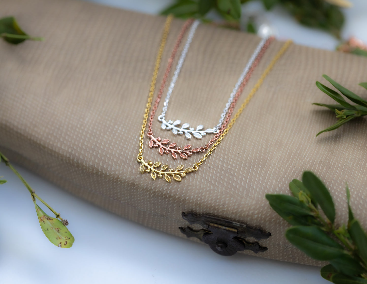 Laurel Necklace