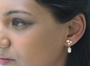 Ginkgo Pearls Earrings