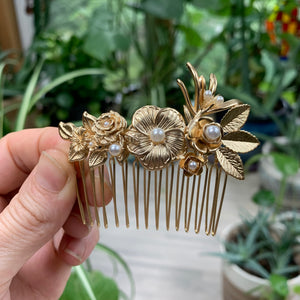 Field of Roses Hair Comb