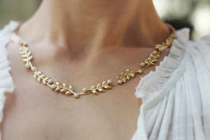 Rustic Dainty Branch Crystals Bracelet