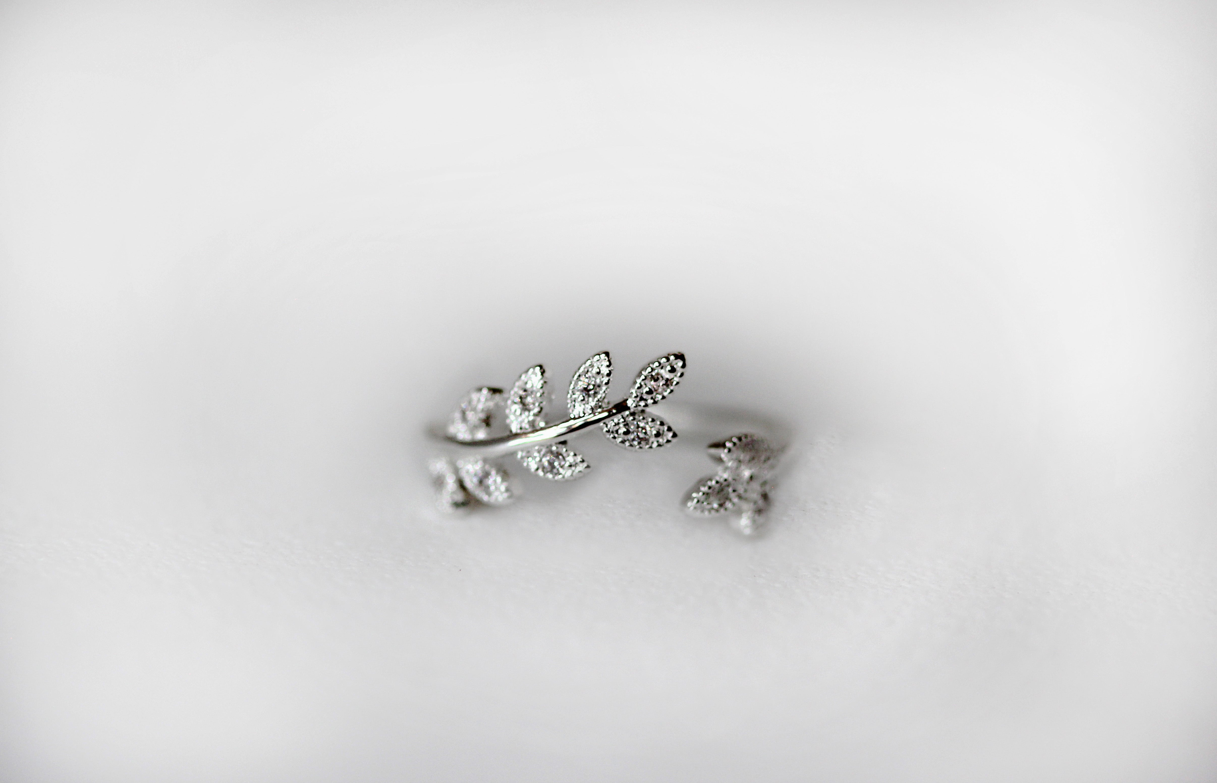 Maya Crystal Ring