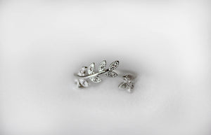 Maya Crystal Ring