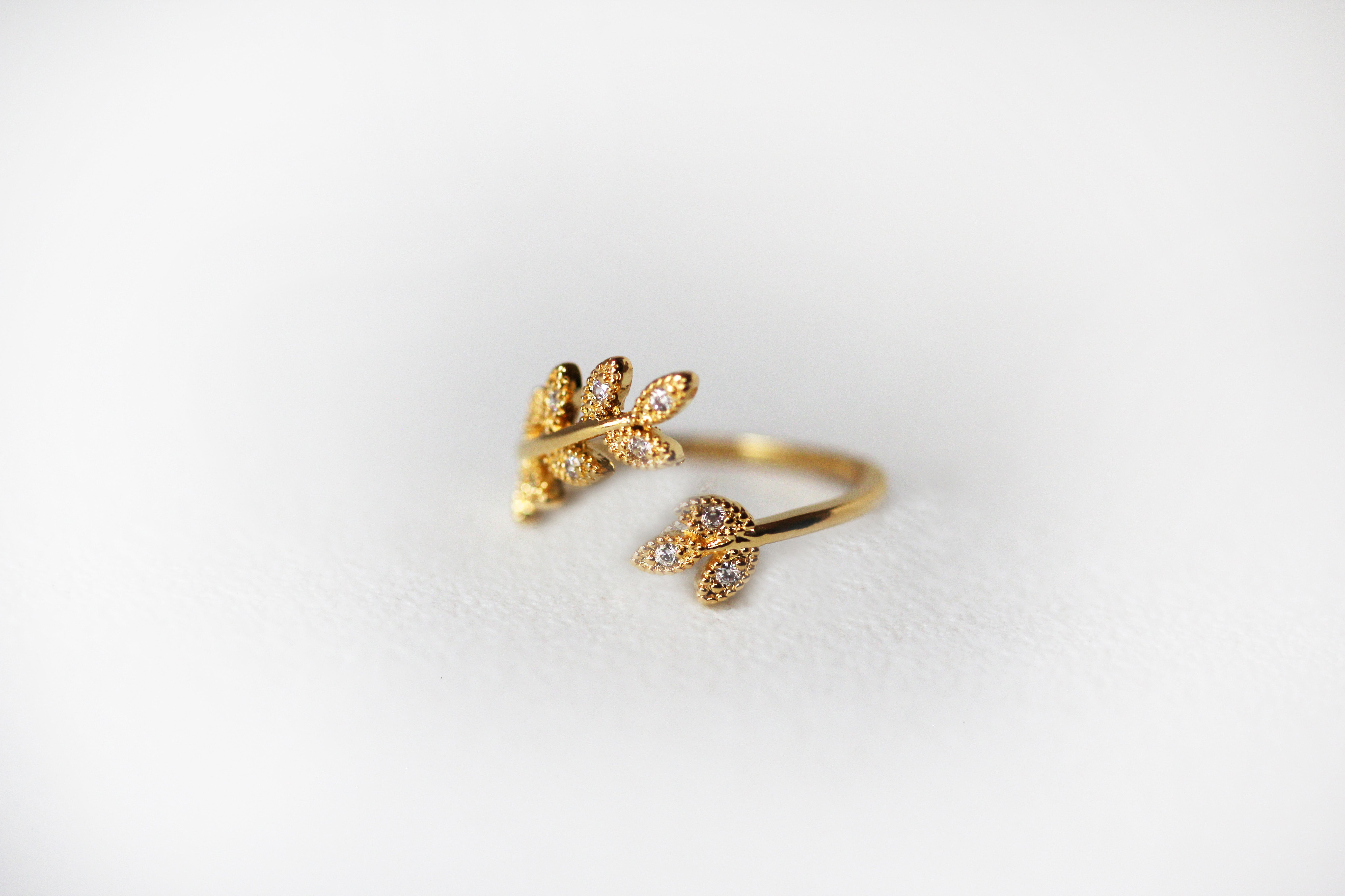 Maya Crystal Ring