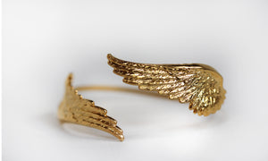 Preorder * Medium Angel Wings Bracelet