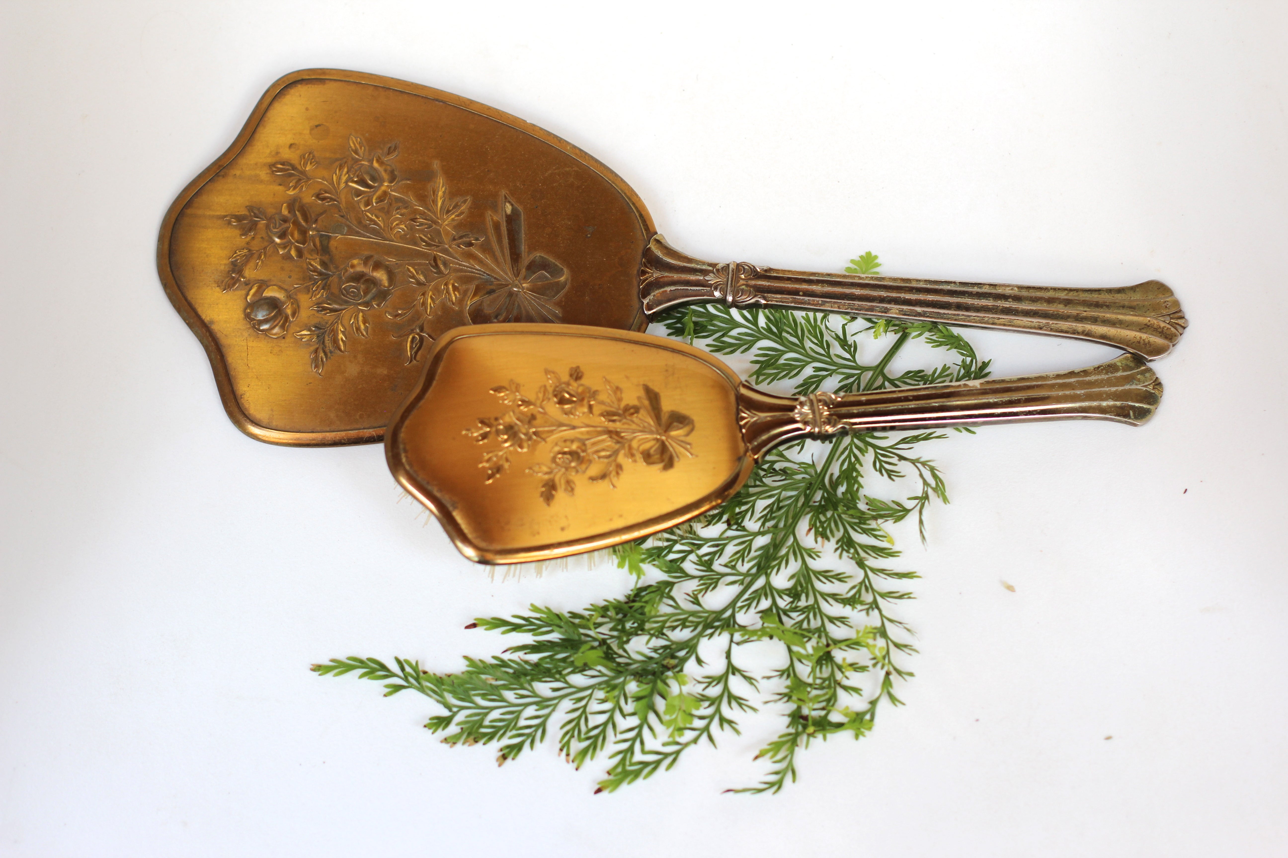 Antique Bronze Floral Vanity Set