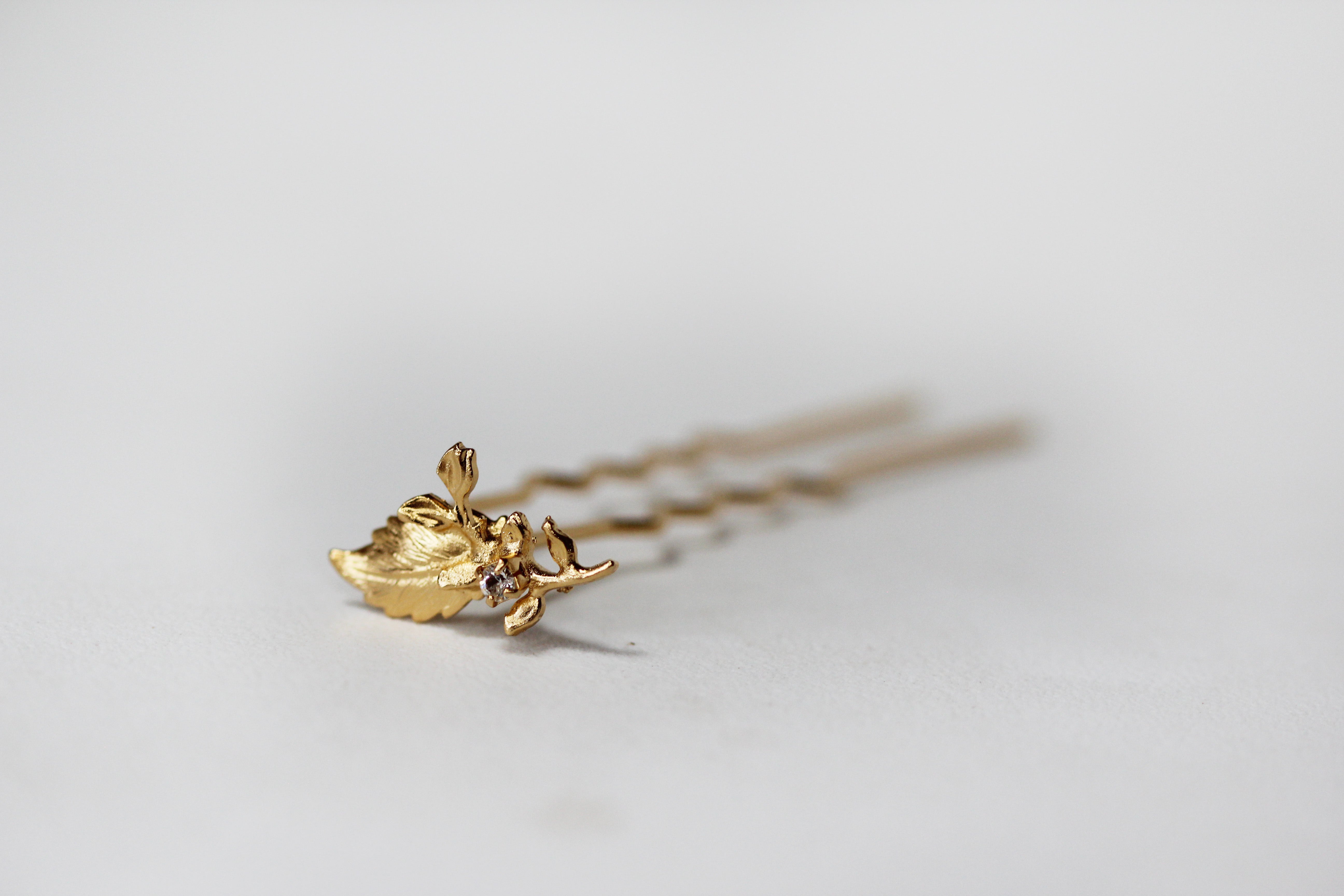 Gia Twig Crystal Leaf Hair Stick