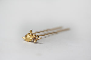Gia Twig Crystal Leaf Hair Stick