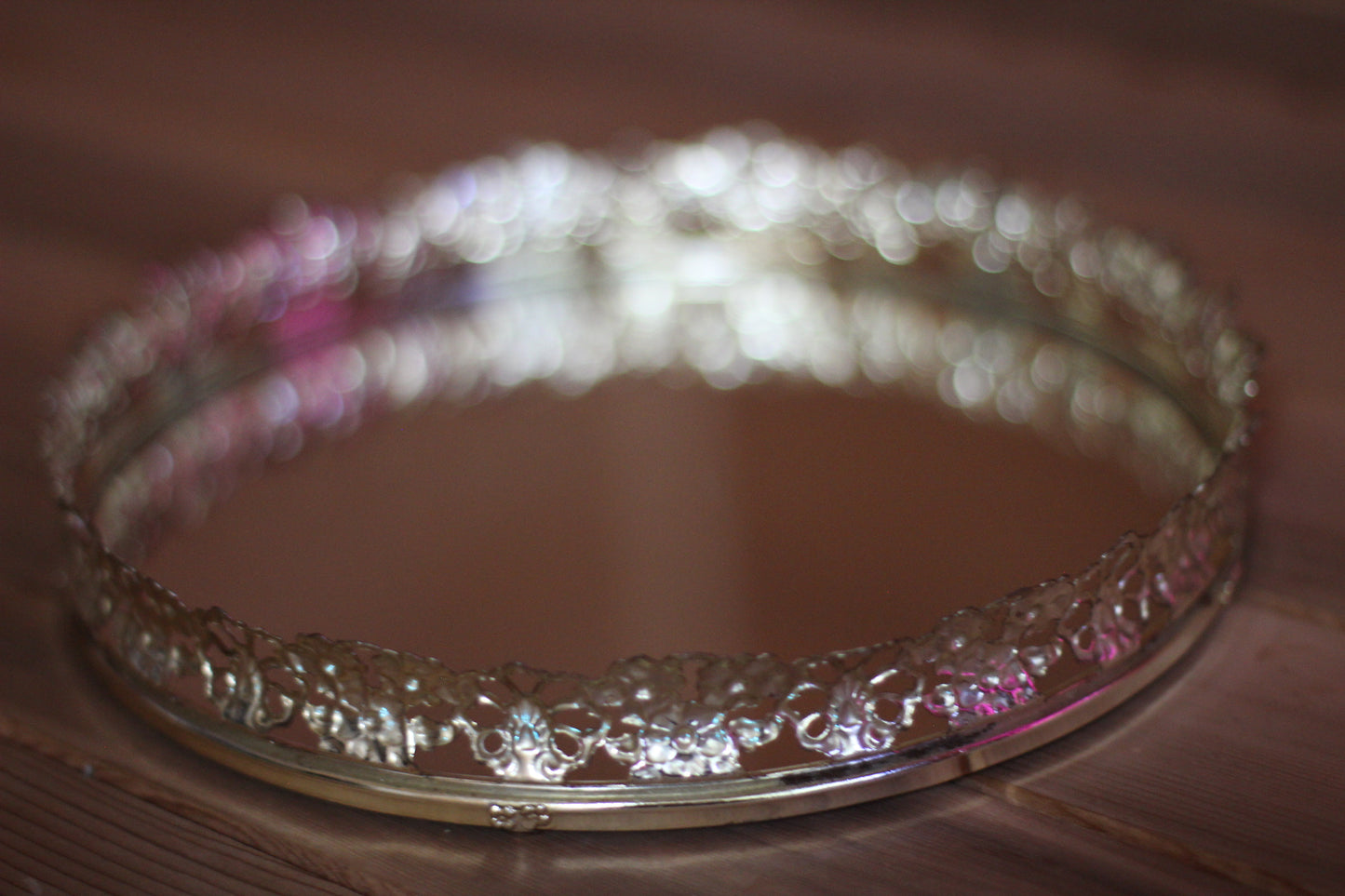 Rounded Lace Antique Mirror Tray #117