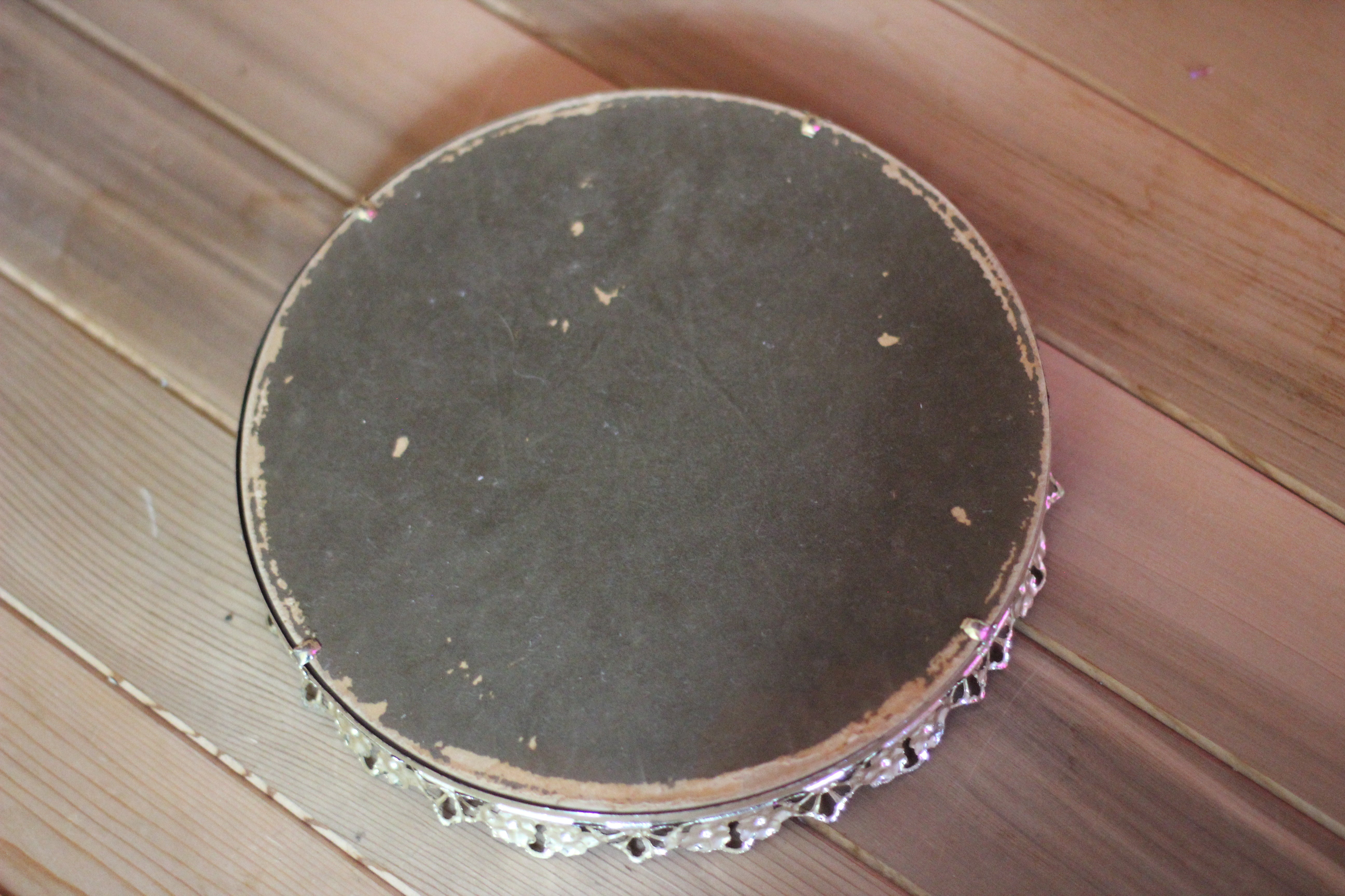 Rounded Lace Antique Mirror Tray #117