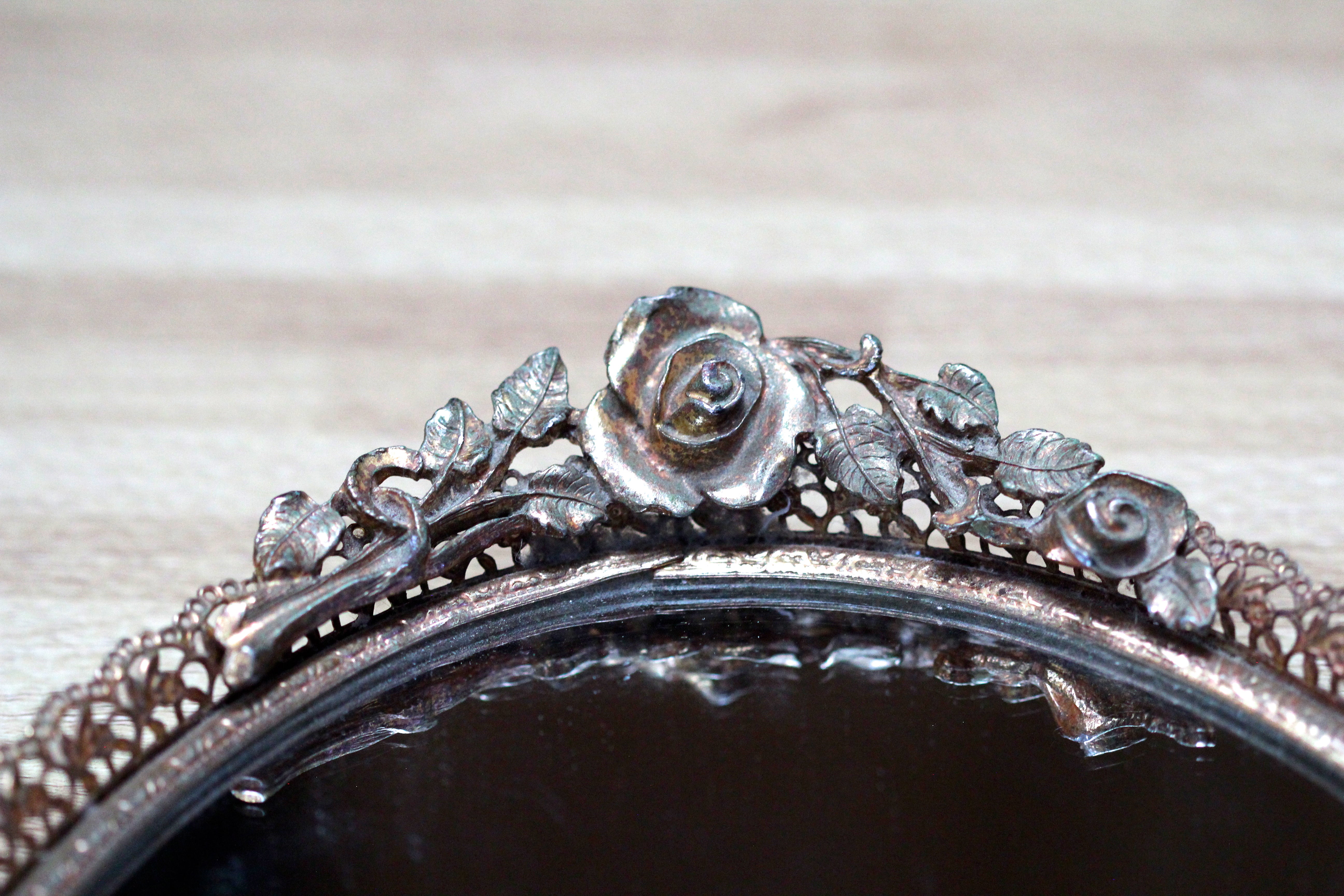 Blooming Roses Antique Mirror Tray