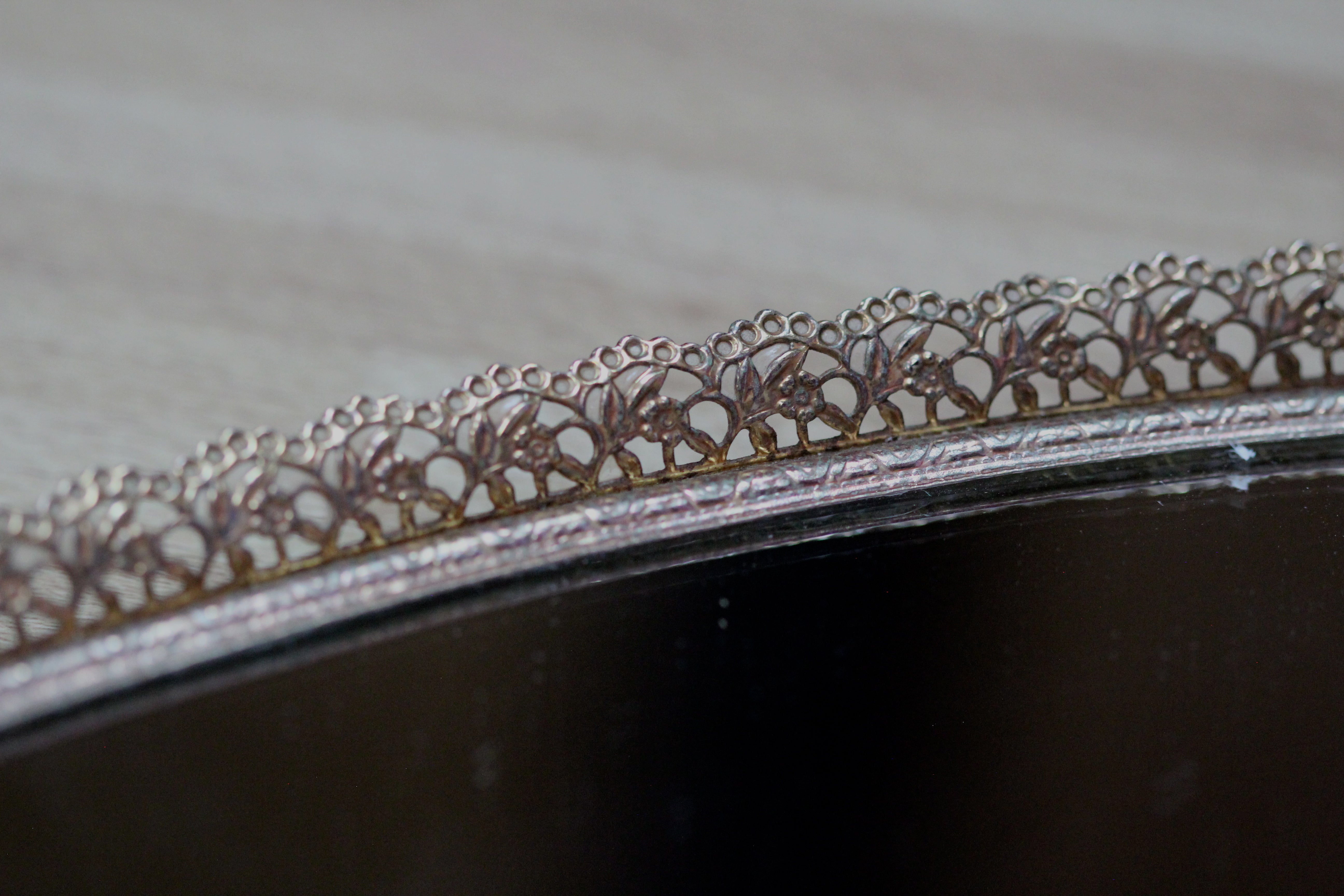 Blooming Roses Antique Mirror Tray