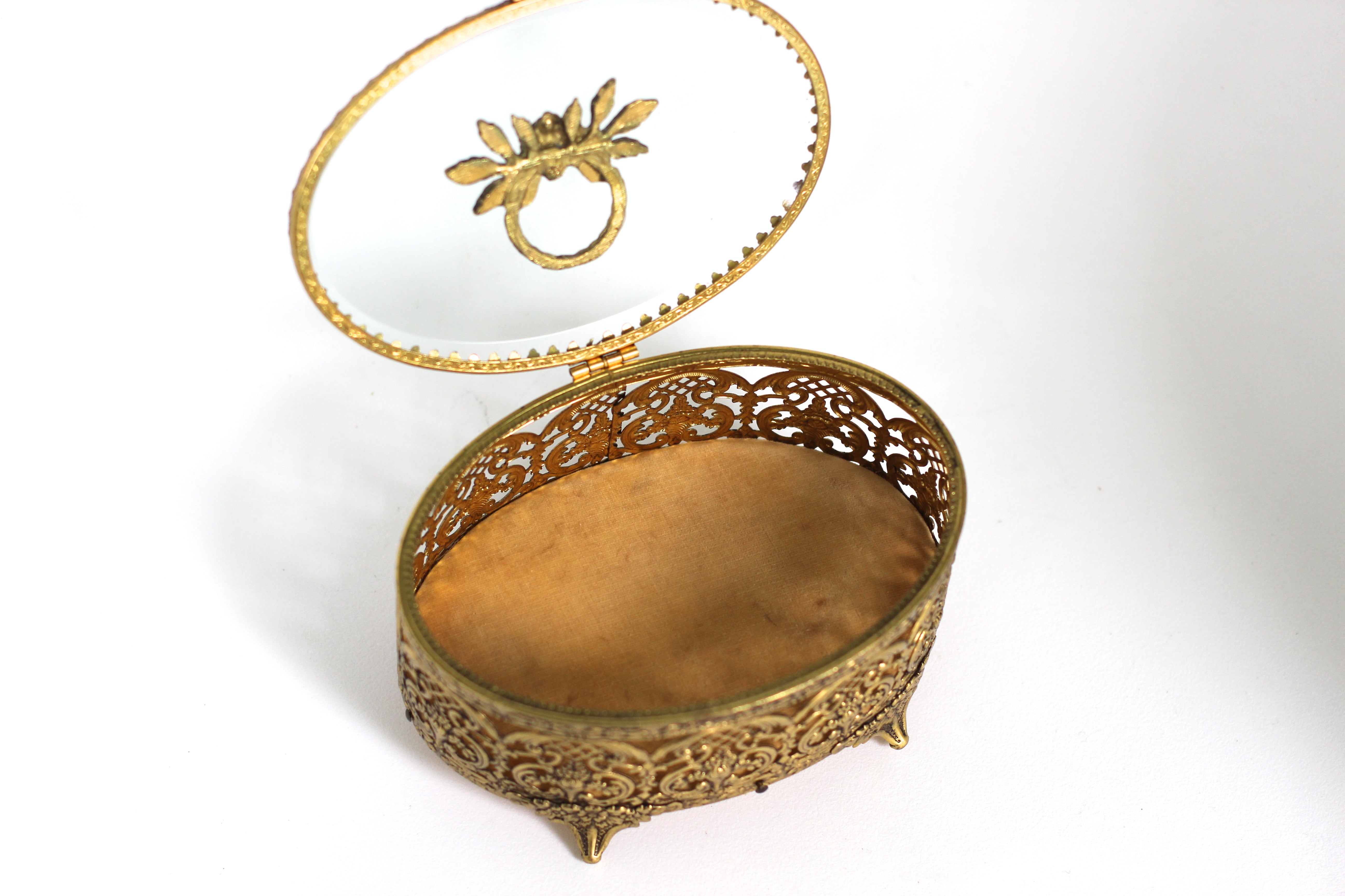 Oval floral Vintage Ormolu Filigree Jewelry Box #134