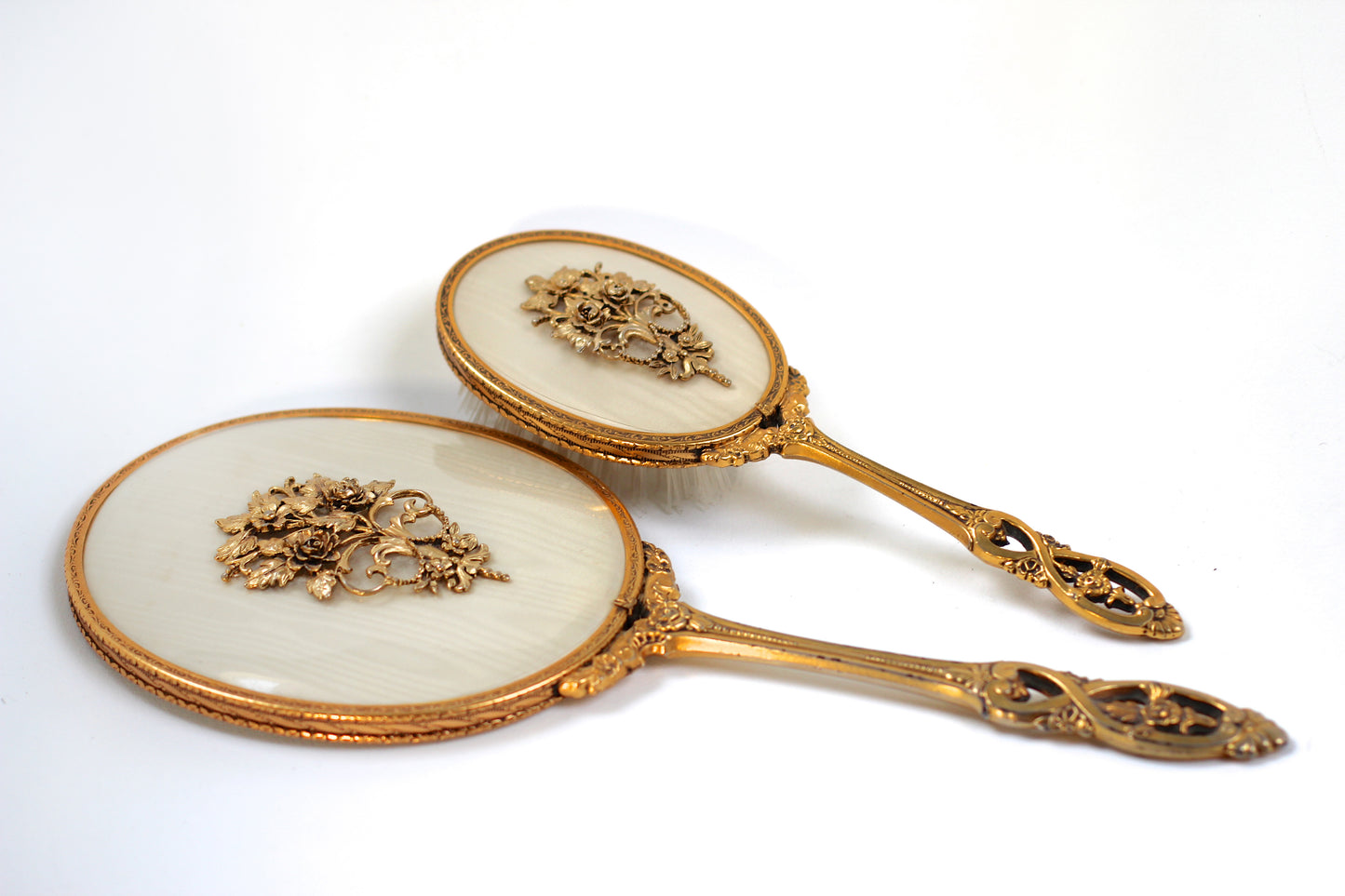 Antique Roses Matson Vanity Set