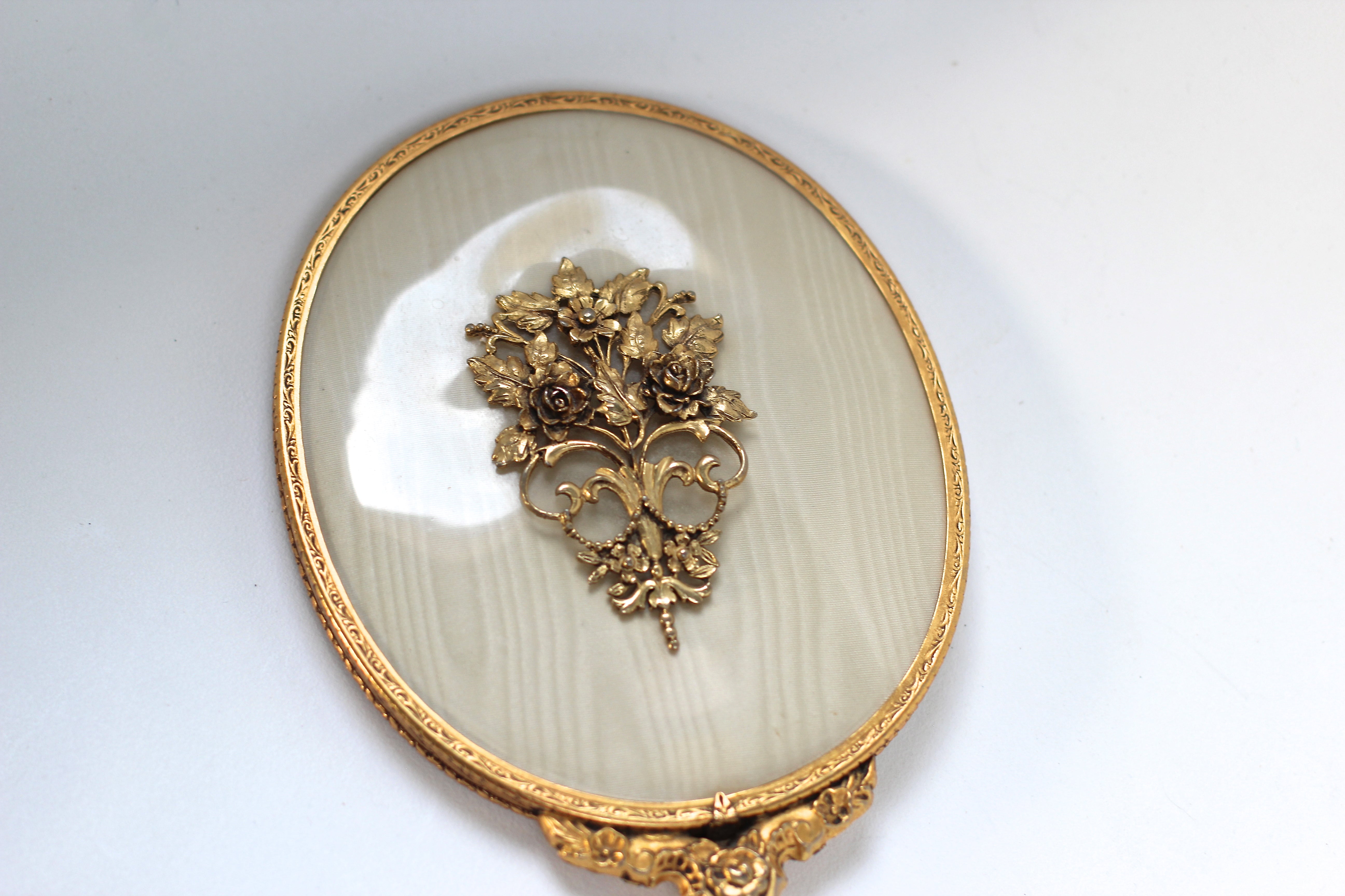 Antique Roses Matson Vanity Set
