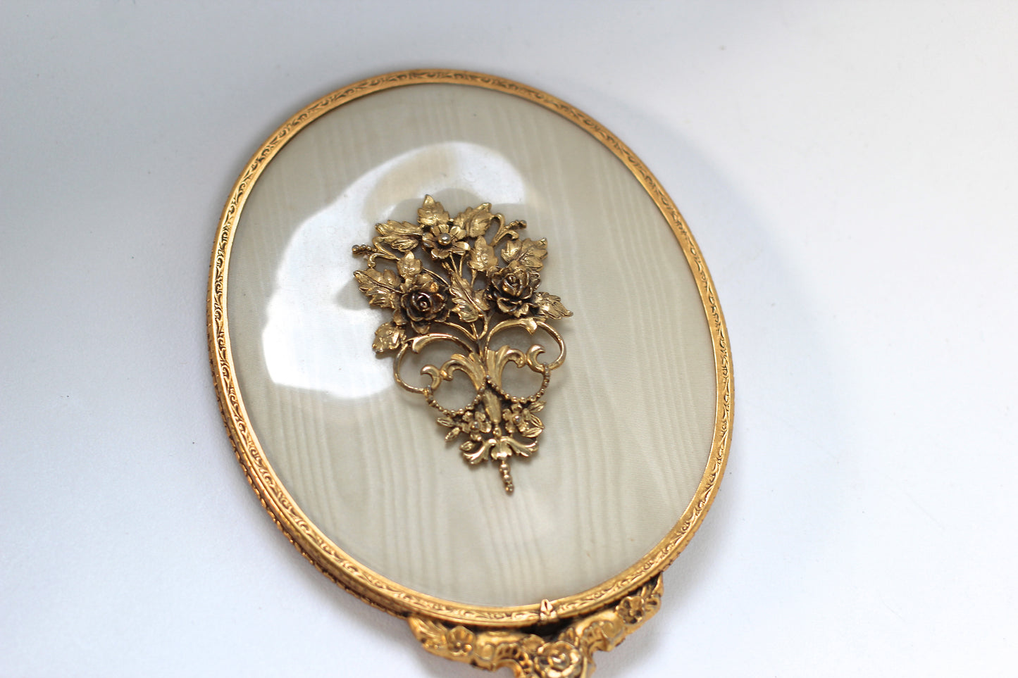 Antique Roses Matson Vanity Set