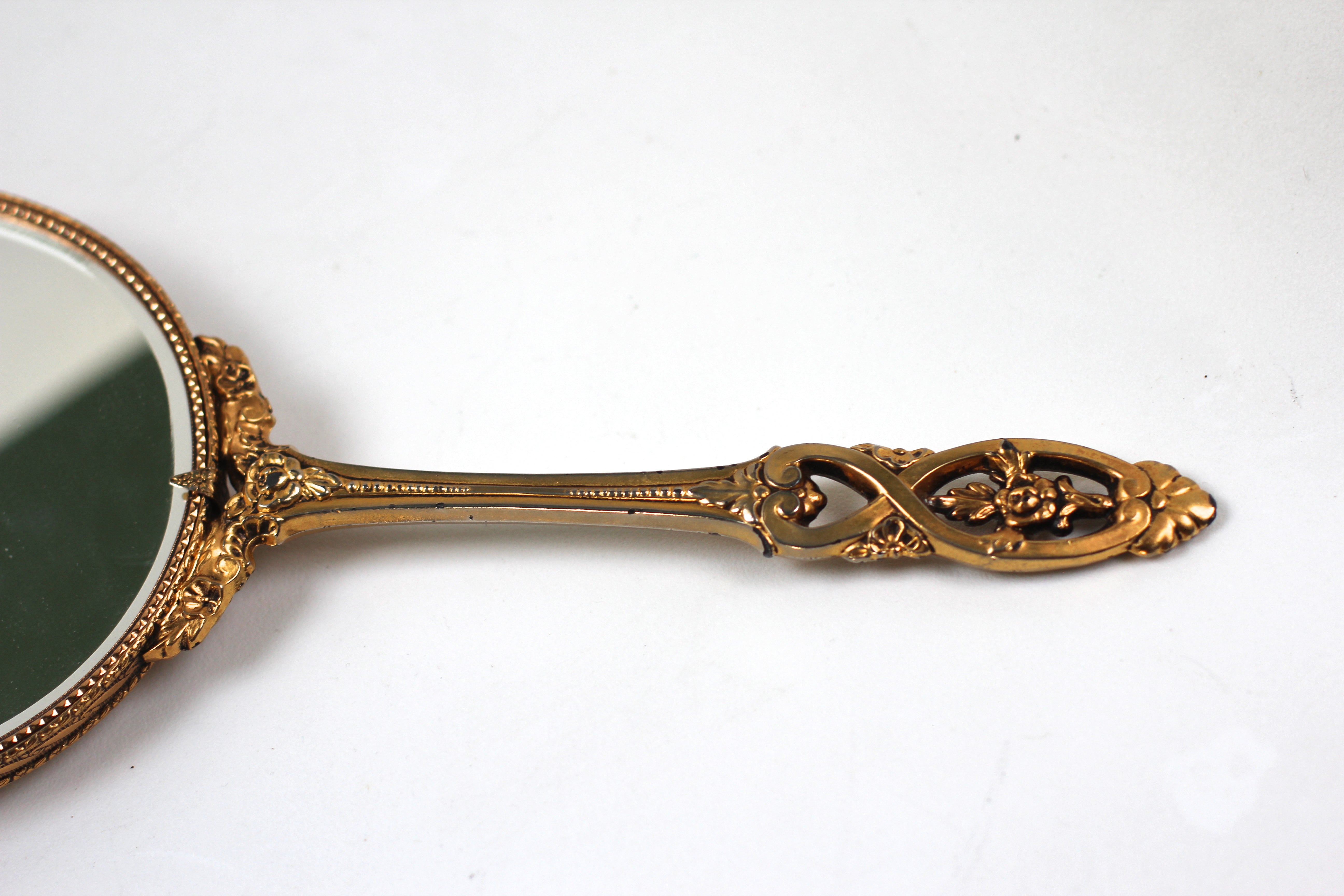 Antique Roses Matson Vanity Set