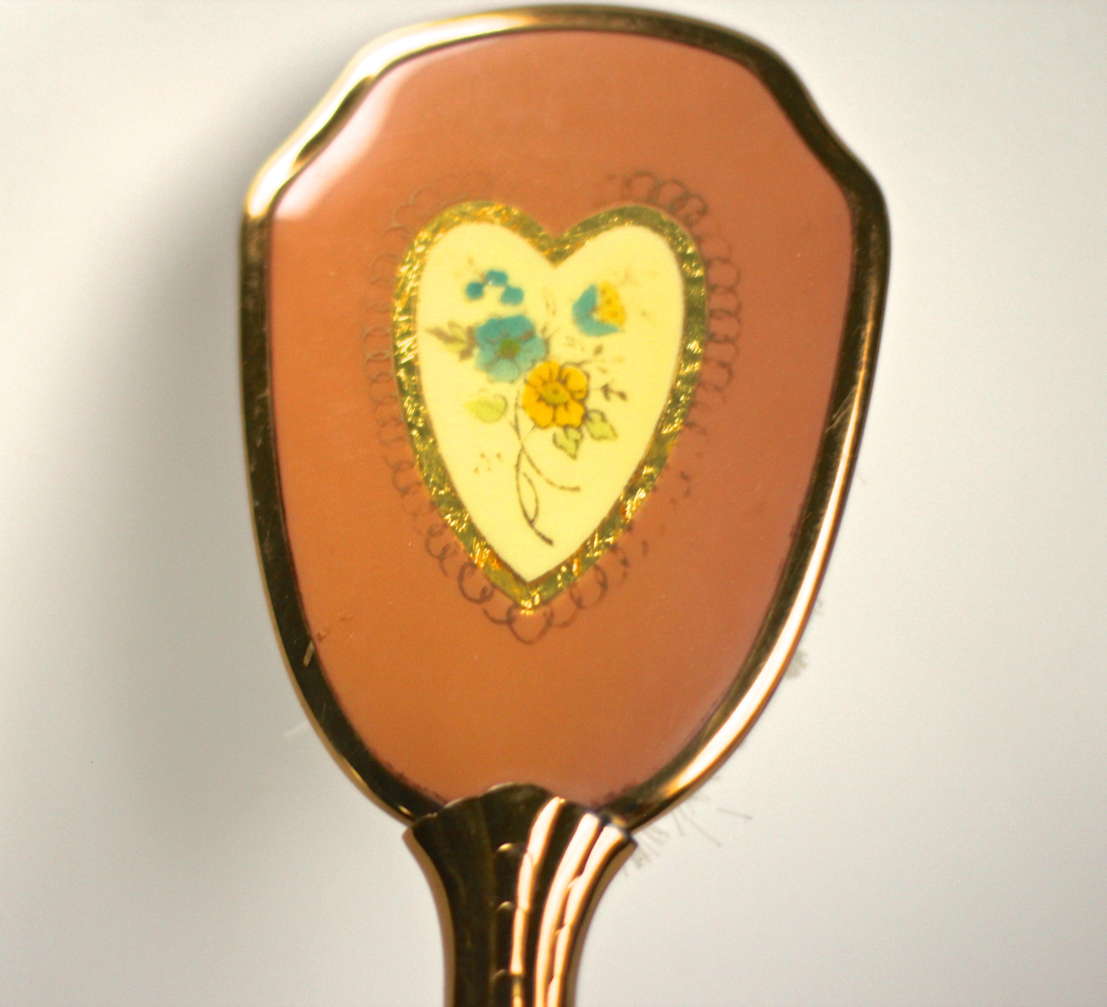 Antique Pink Heart Vanity Set