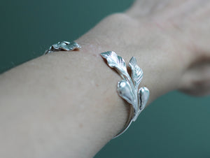 Preorder* Pear Bracelet