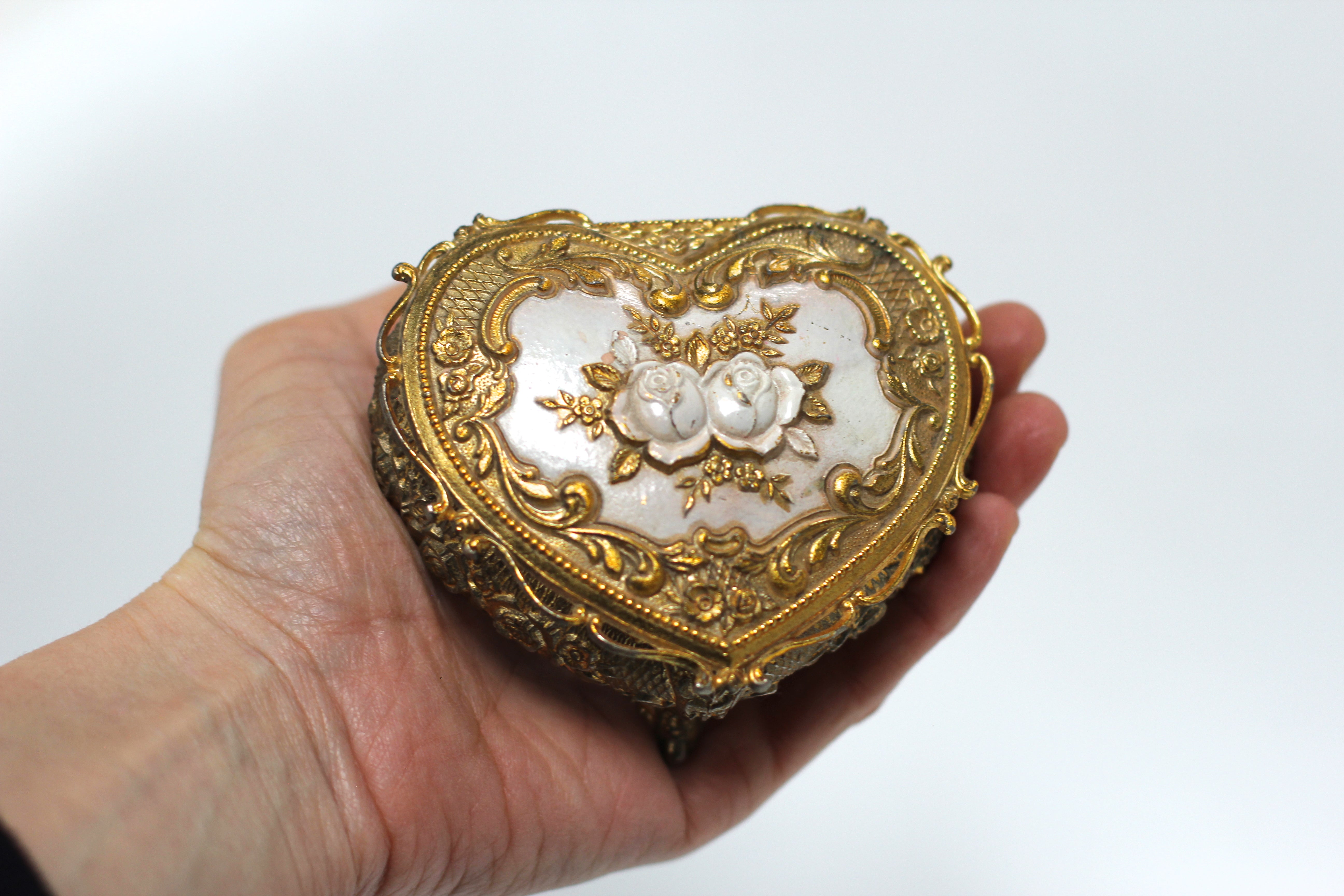 Antique Heart Shaped Gold White Jewelry Box