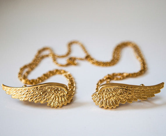 Preorder* Medium Angel Wings Hair Chain