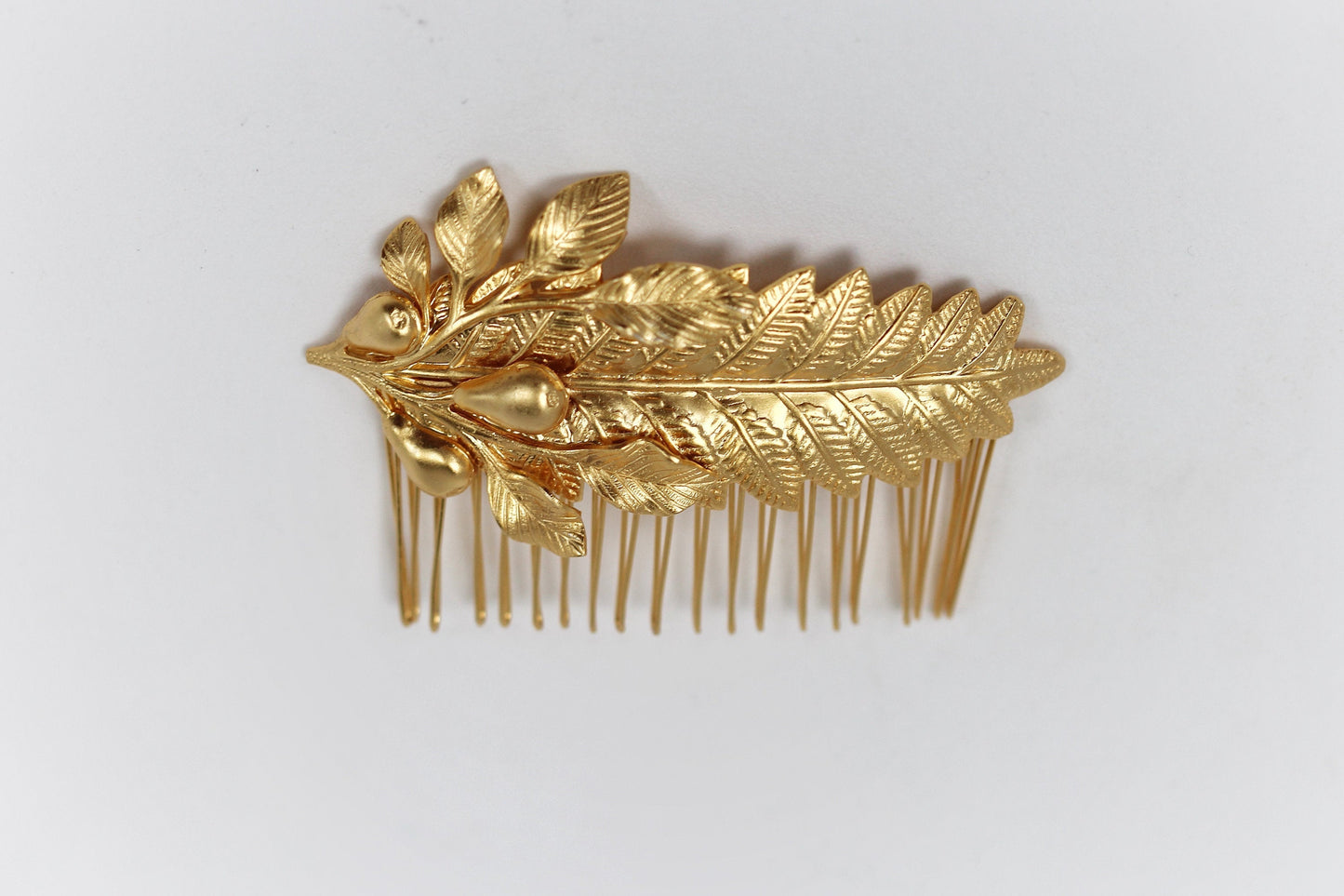 Royal Pears Hair Comb