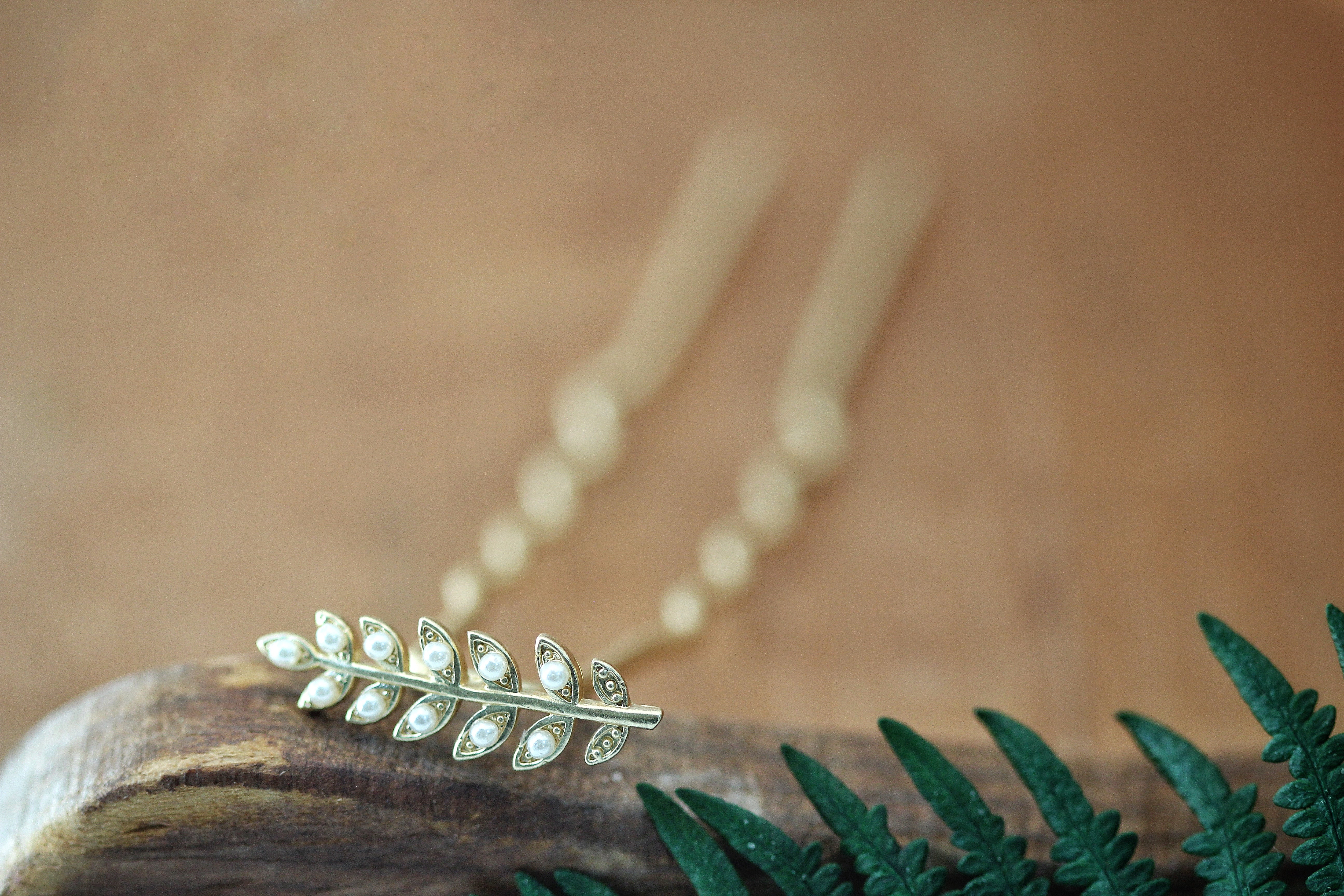 Tiny Twigs & Pearls Hair Prong