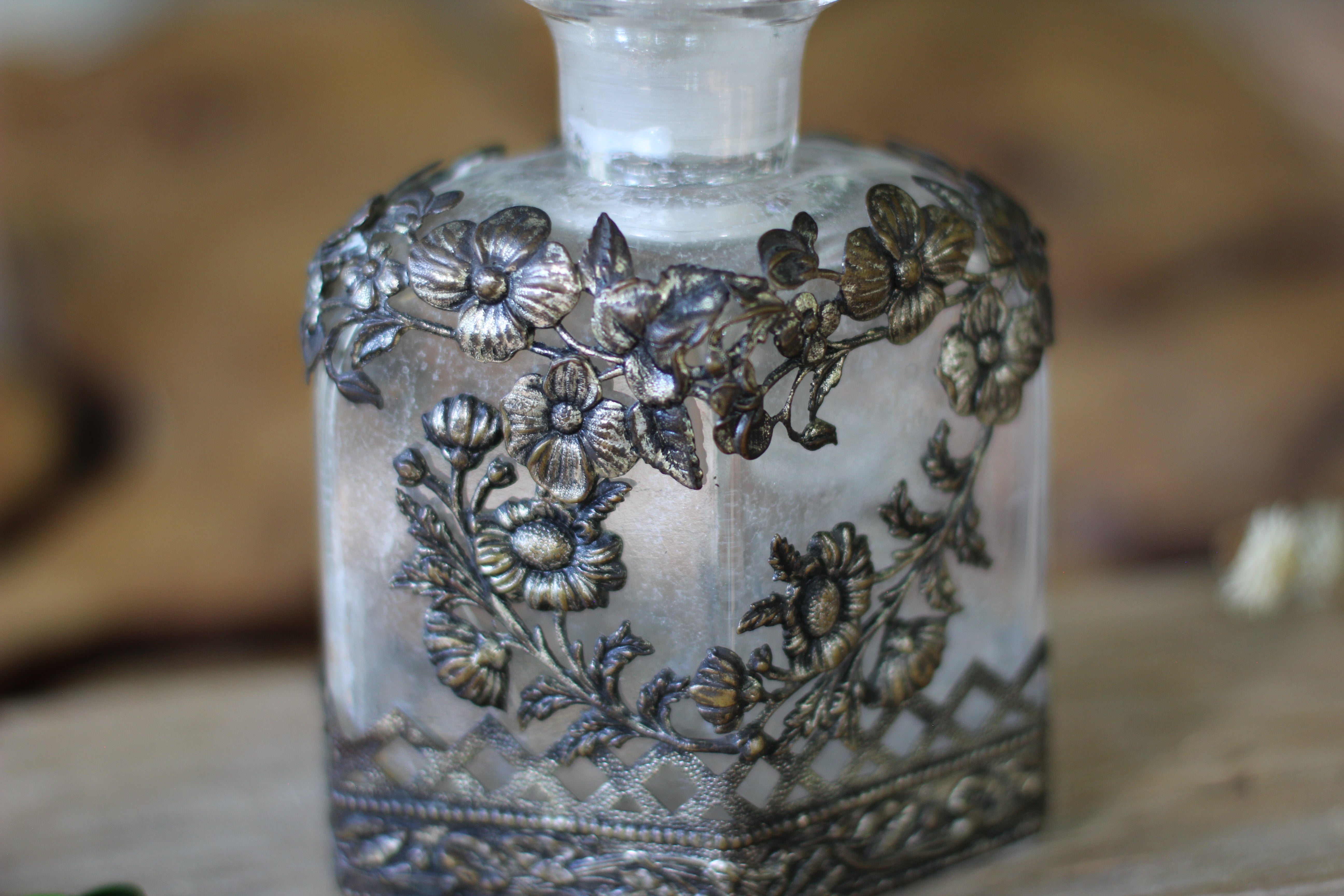 Antique Silver Floral Collar Perfume Bottle