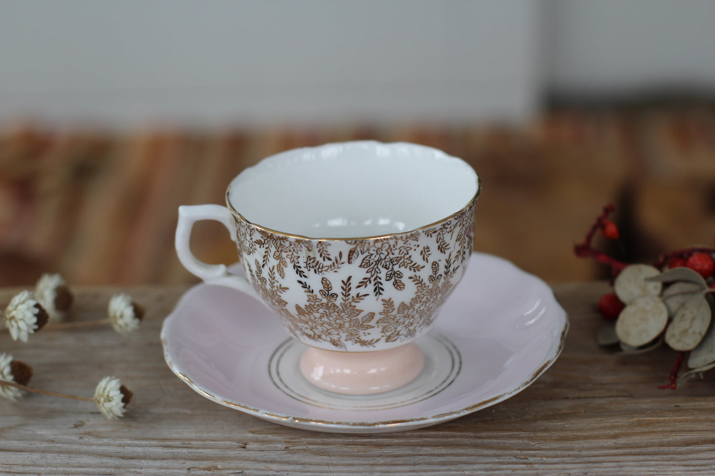 Vintage Royal Vale Pink Gold Leaves Tea Cup Set