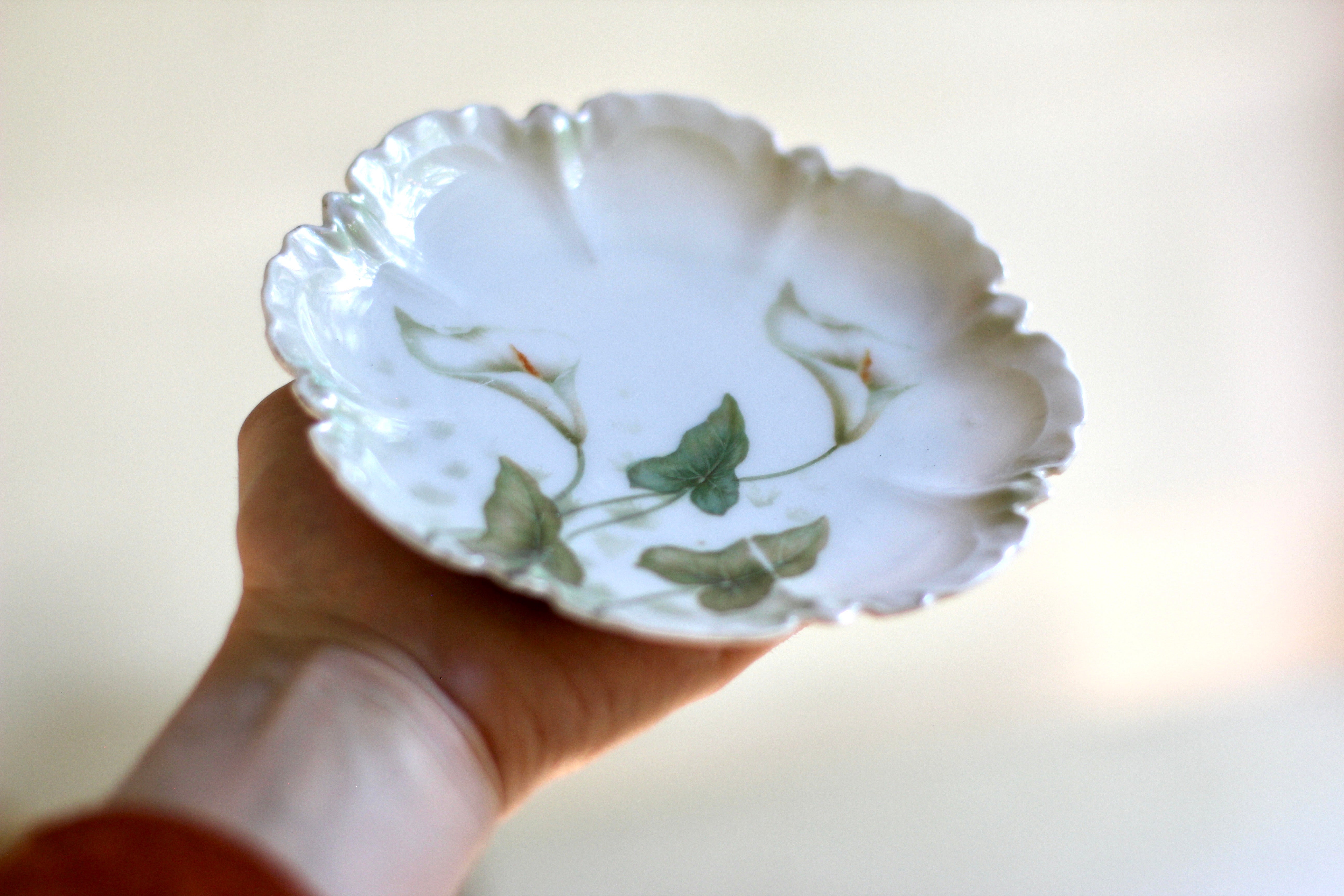 Callalily Flowers Porcelain Dish