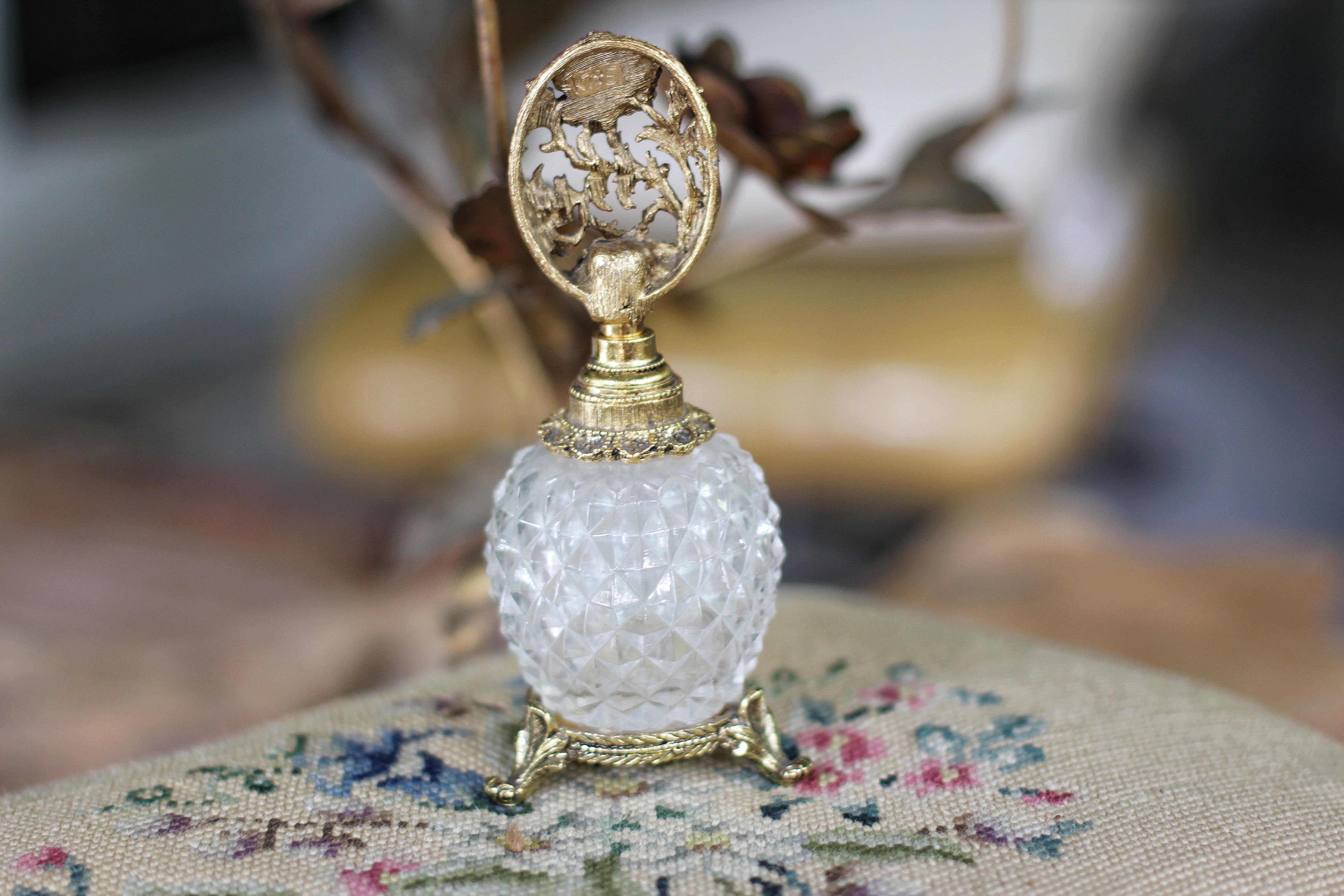 Antique Gold Dogwood Matson Perfume Bottle