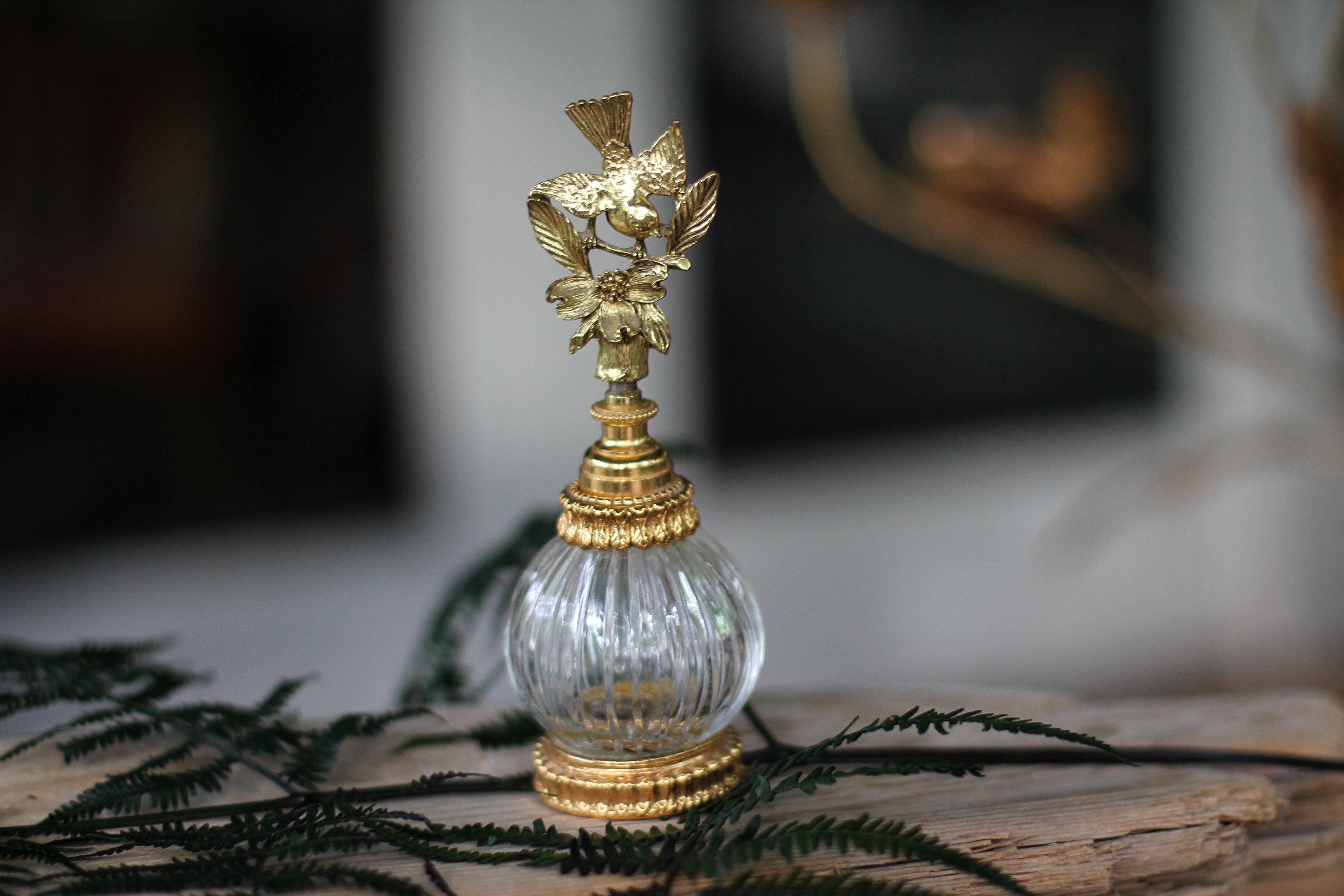 Antique Stylebuilt Birds Dogwood Flowers Perfume Bottle