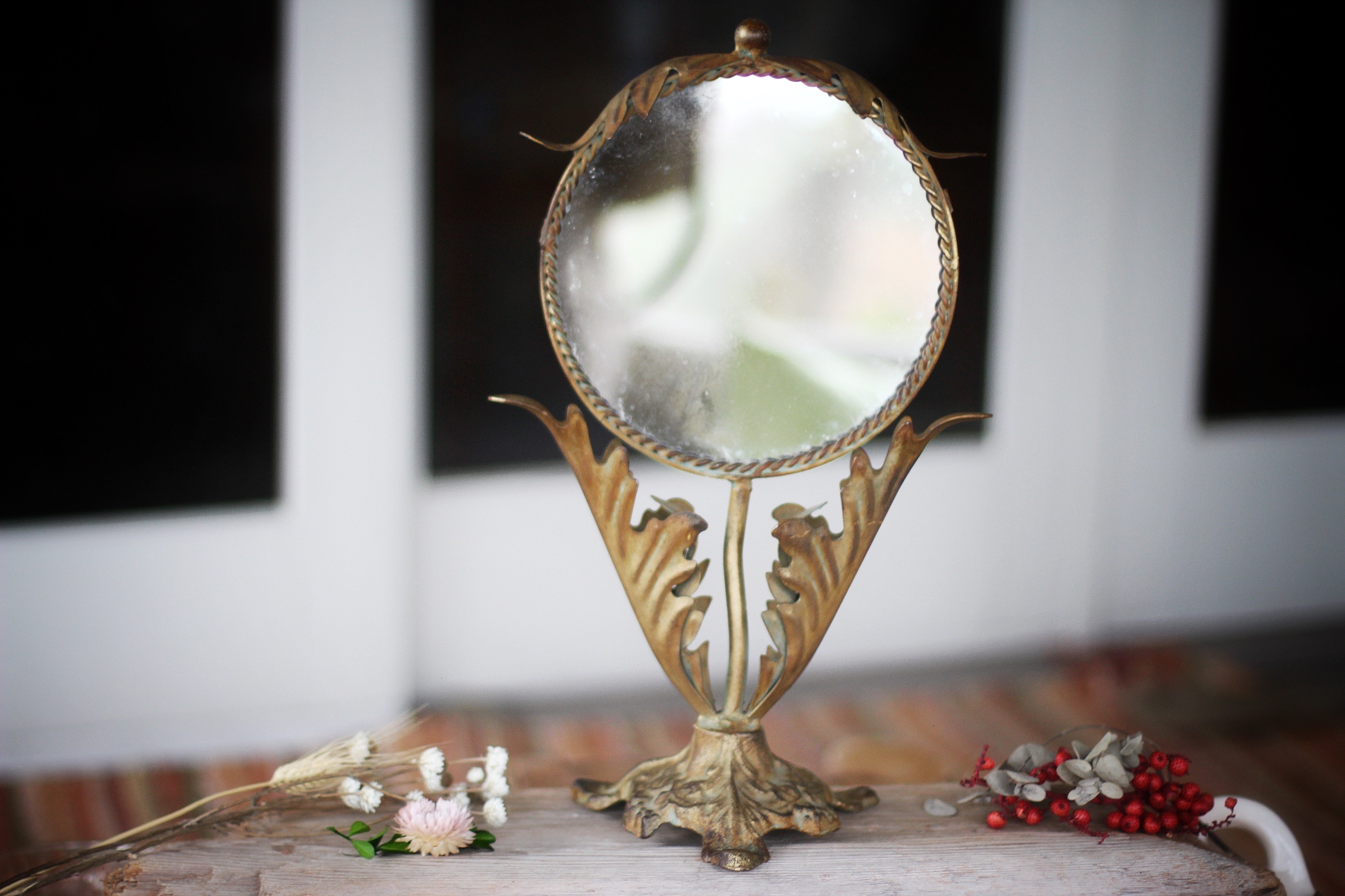 Vintage Gold Vanity Pedestal Mirror