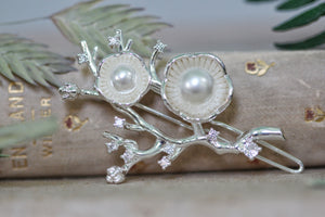 Discounted * Hibiscus Flowers Pearls & Crystals Barrette