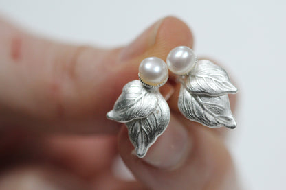 Aubrey Pearls & Leaves Earrings