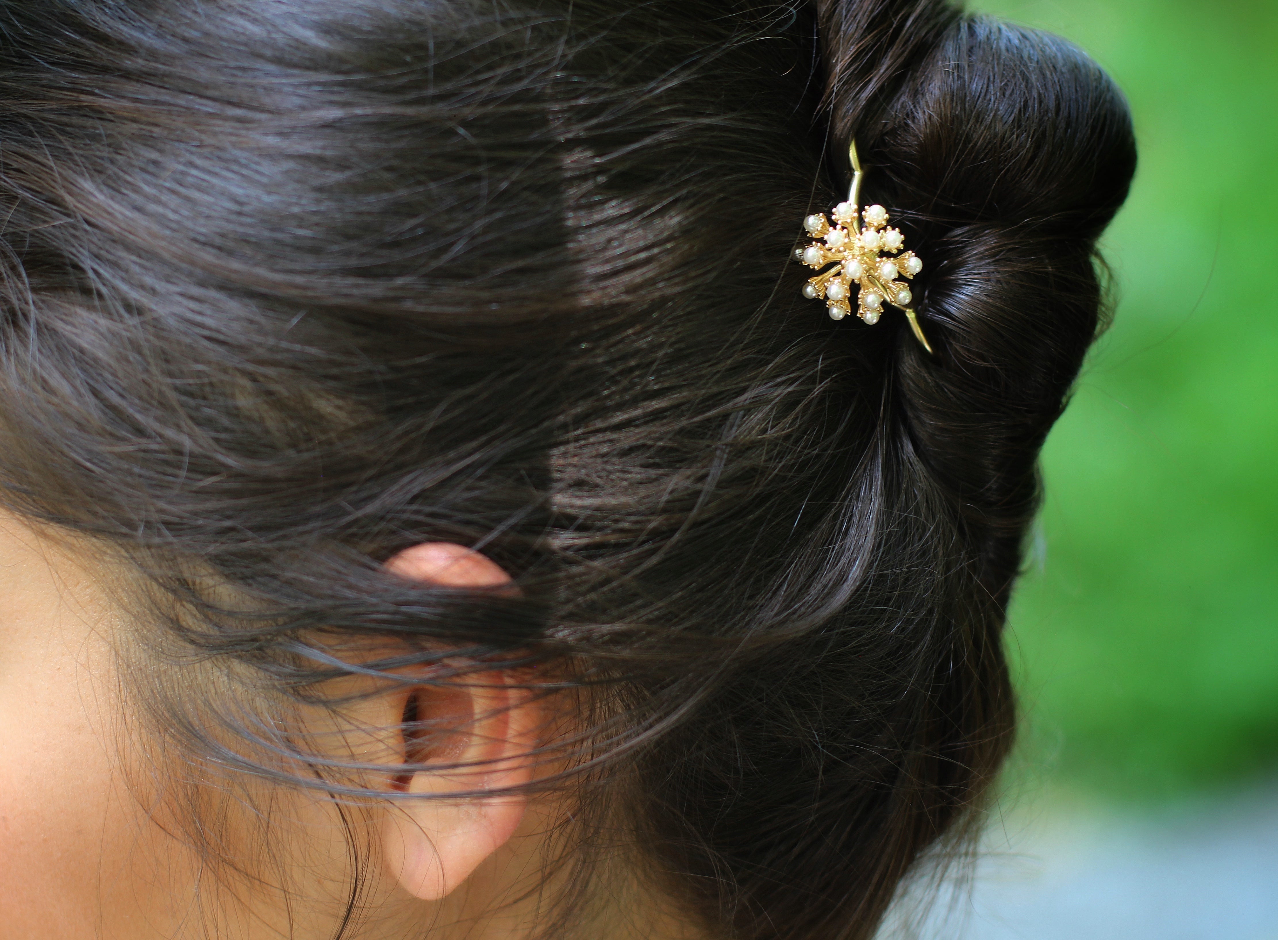 Dandelion Pearls Cluster Hair Prong
