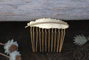 Preorder * Small Feather Hair Comb