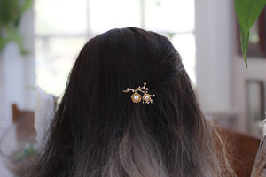 Discounted * Hibiscus Flowers Pearls & Crystals Barrette