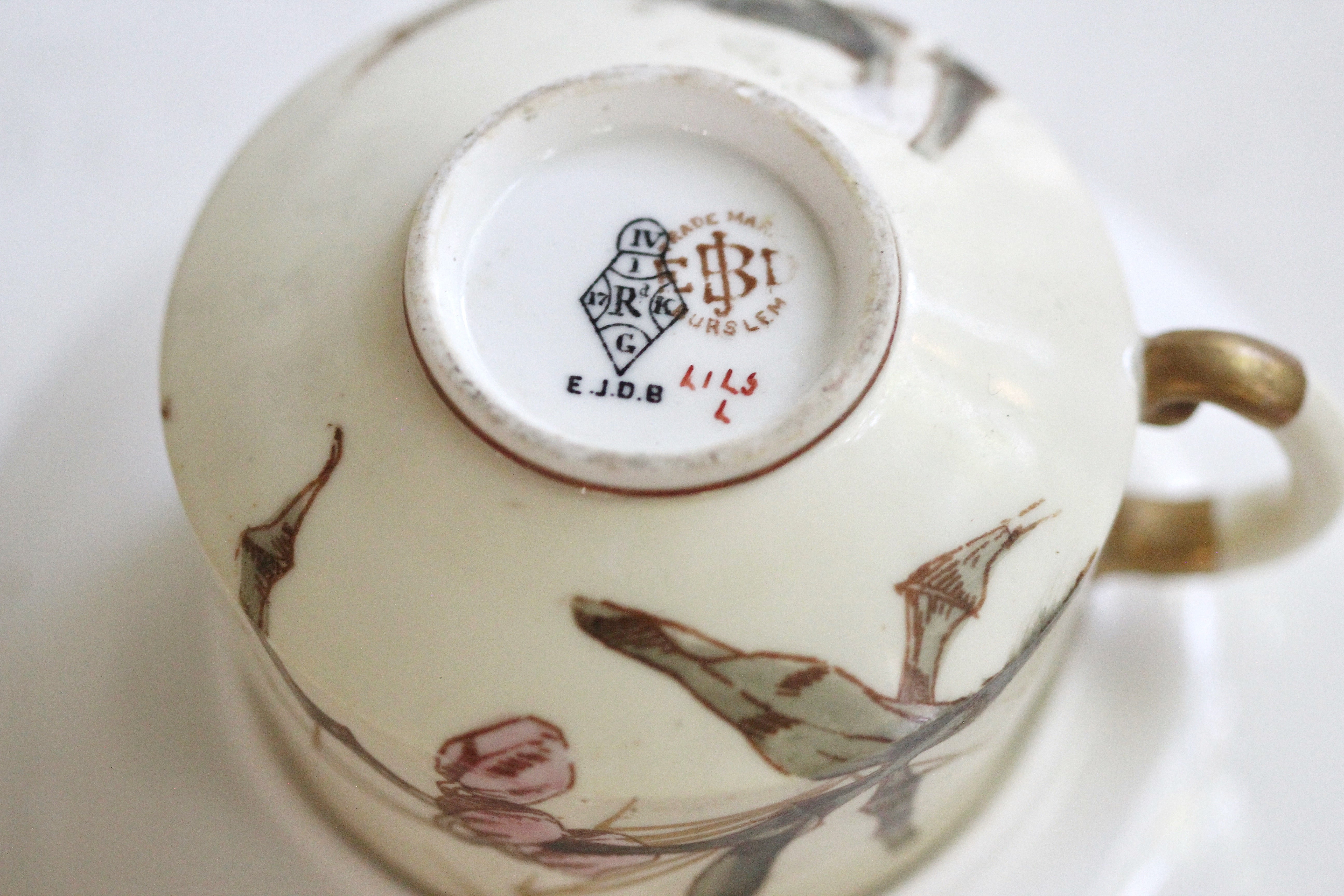 Antique Japanese Flowers Tea Cup