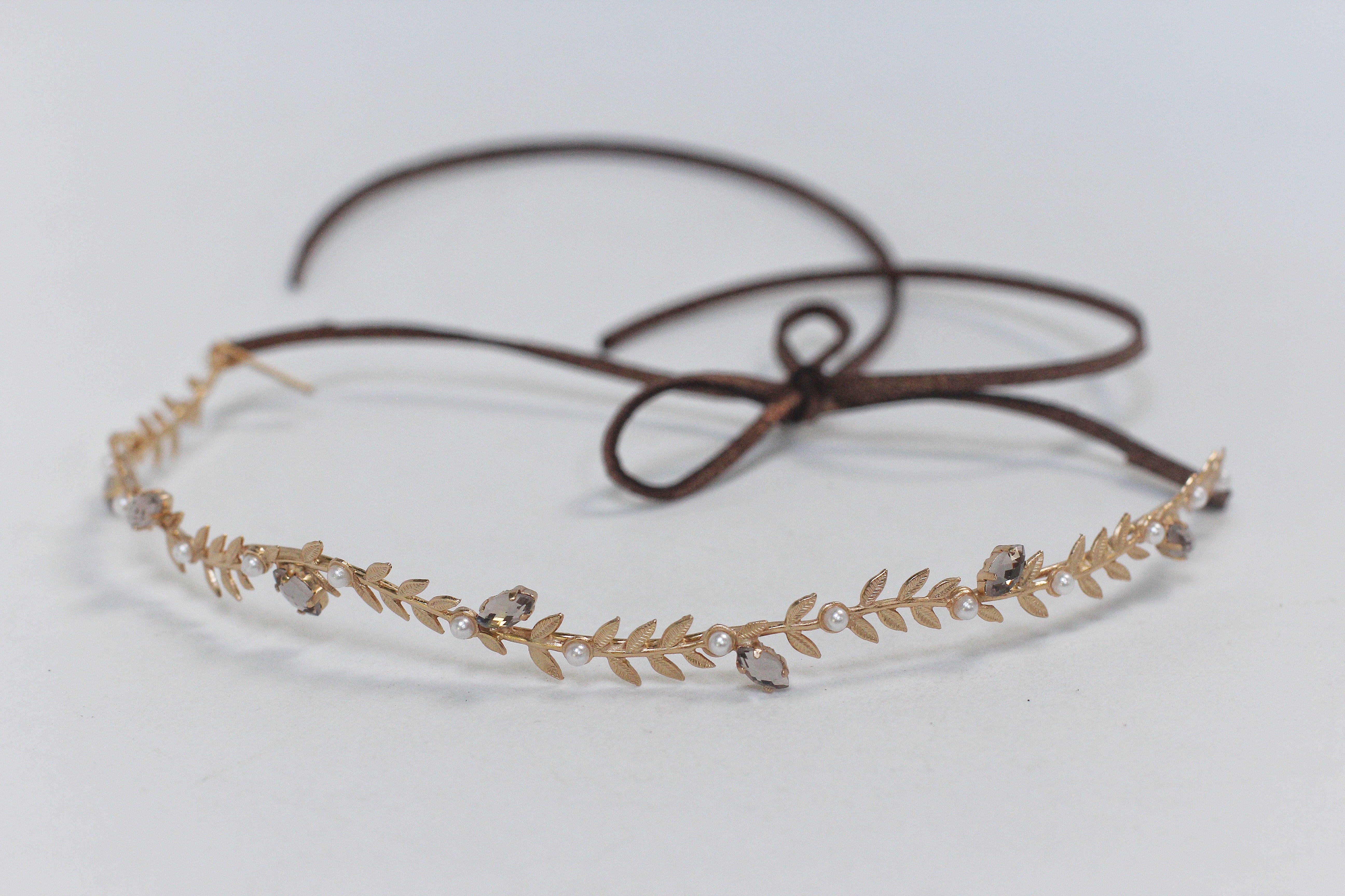 Preorder*** Juliette Leaves, Pearls & Crystals Wreath