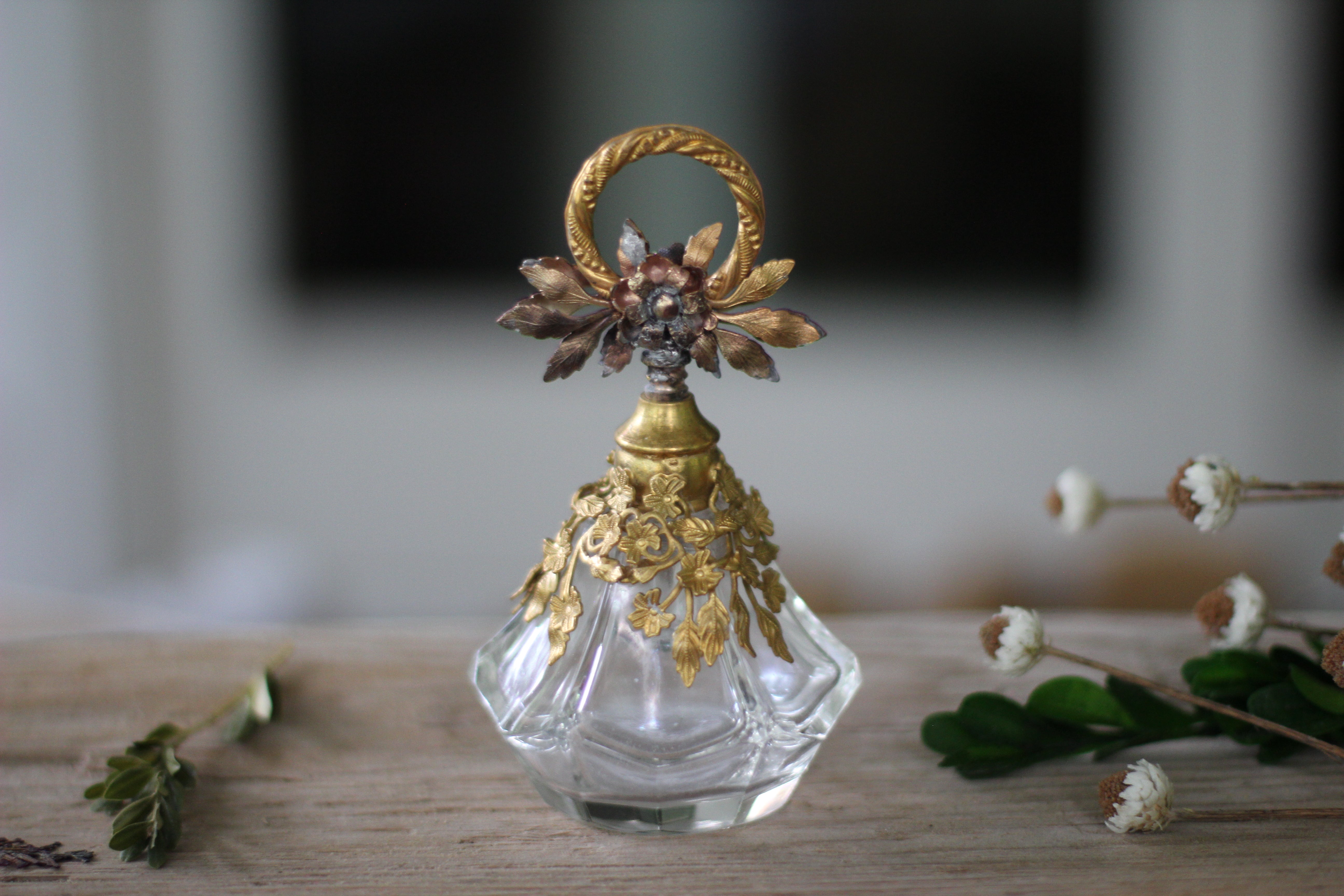 Antique Rare Floral Collar Glass Perfume Bottle