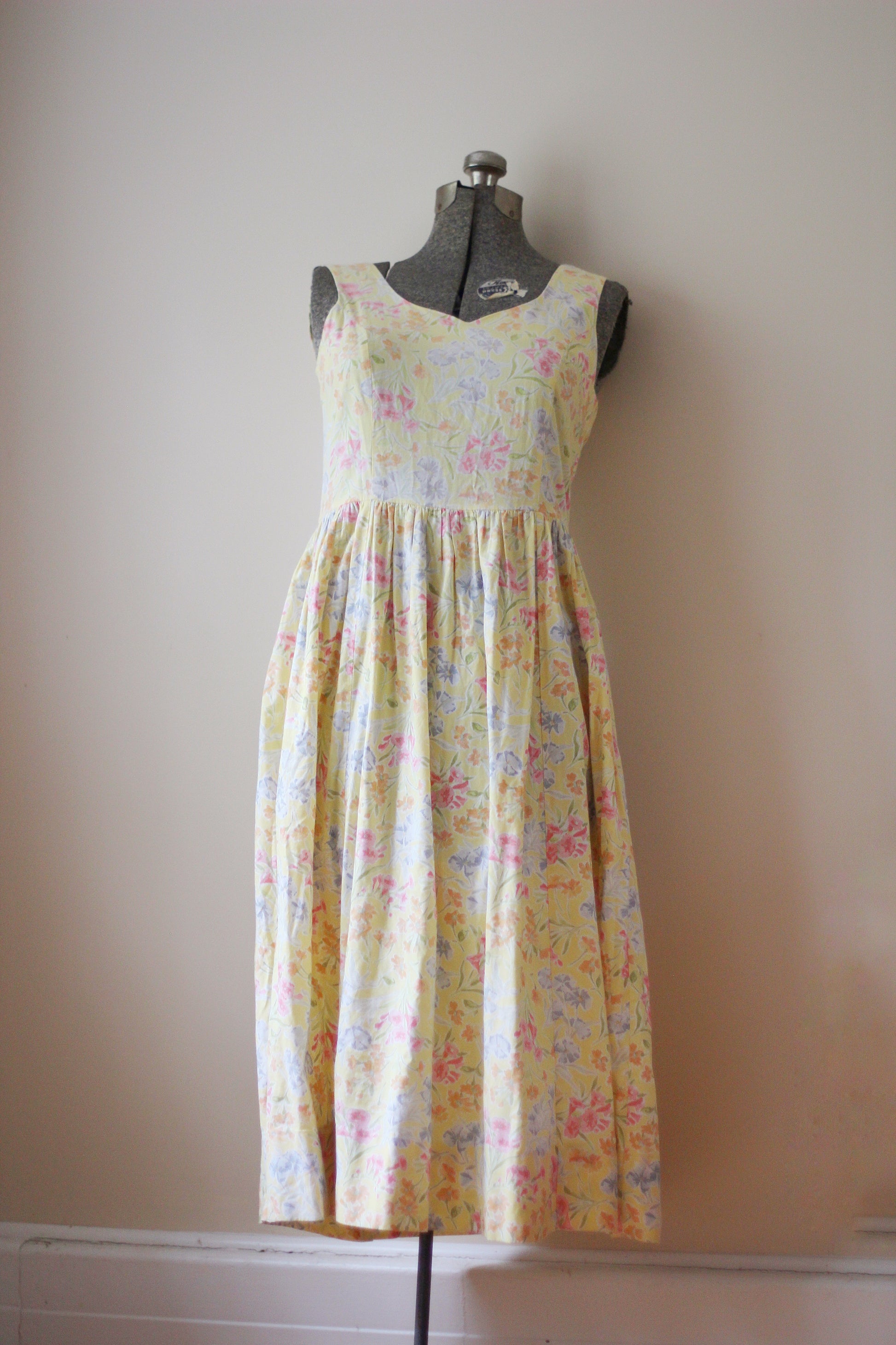 Yellow Floral Laura Ashley Summer Dress Avigail Adam Yellow Floral Laura Ashley Summer Dress Avigail Adam
