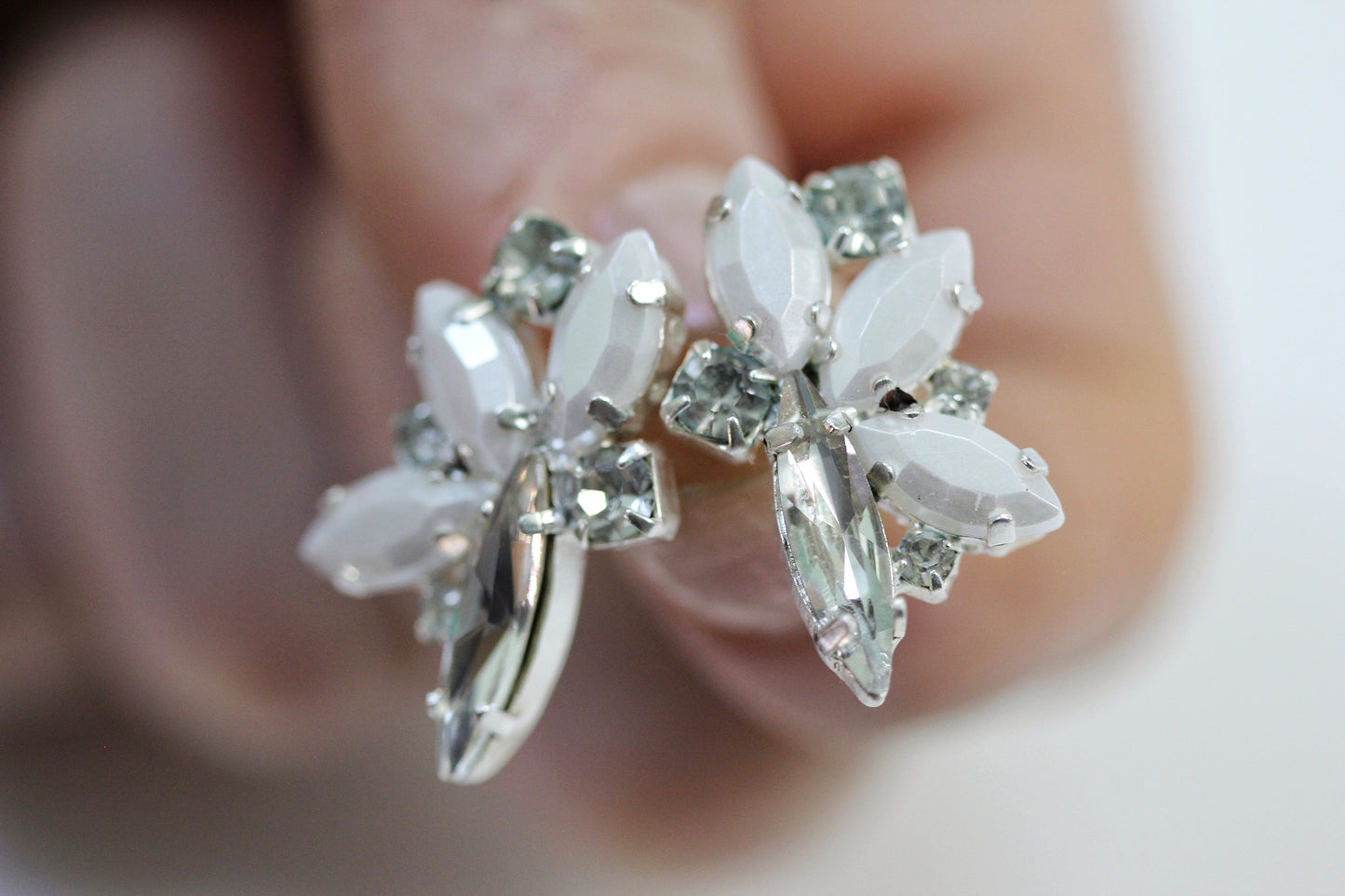 Preorder* Steph Pearls & Crystals Clusters Earrings