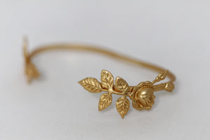 Rose & Leaves Palm Bracelet