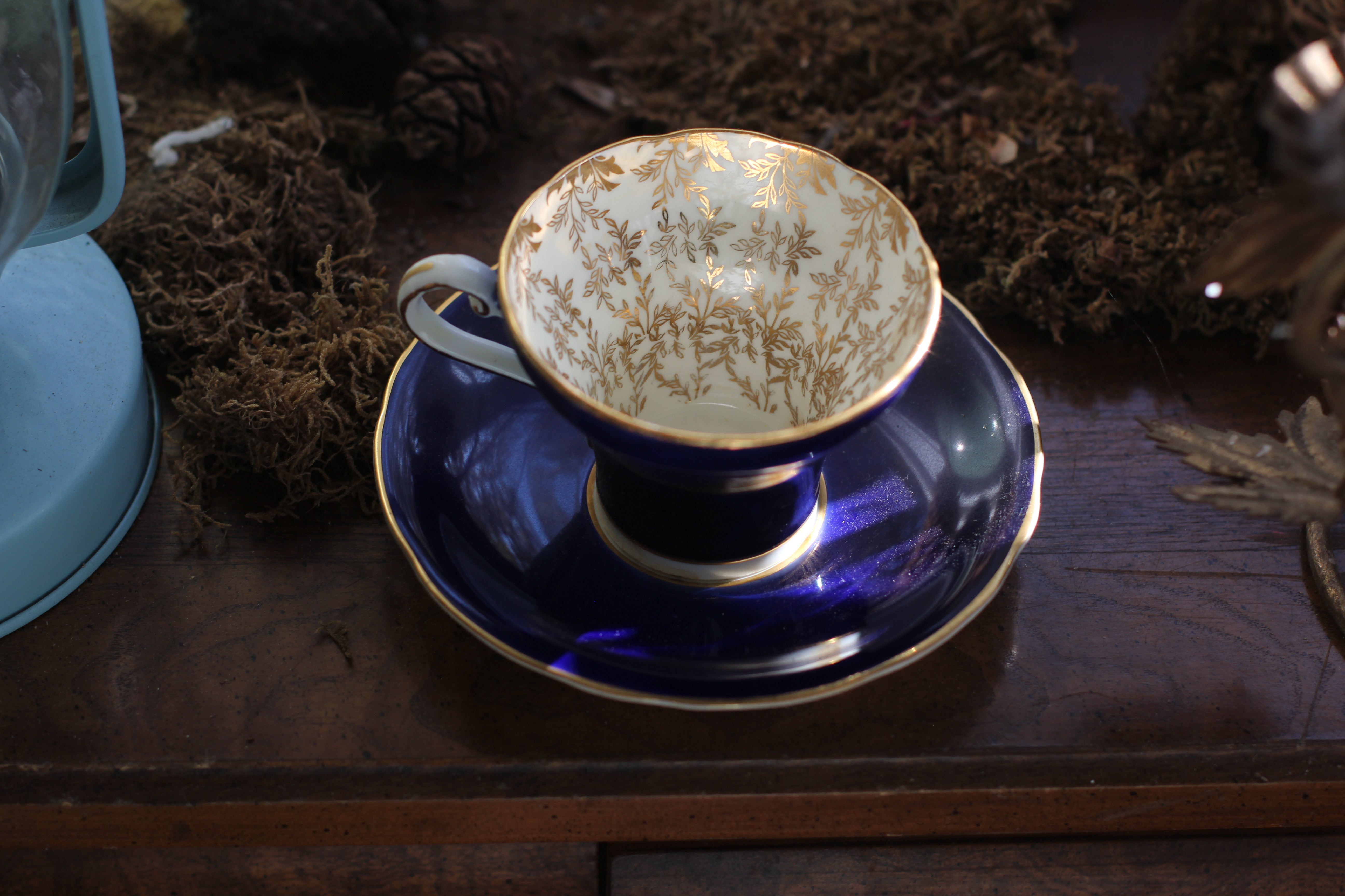 Vintage Eynsley England Navy Gold Leaves Tea Cup Set