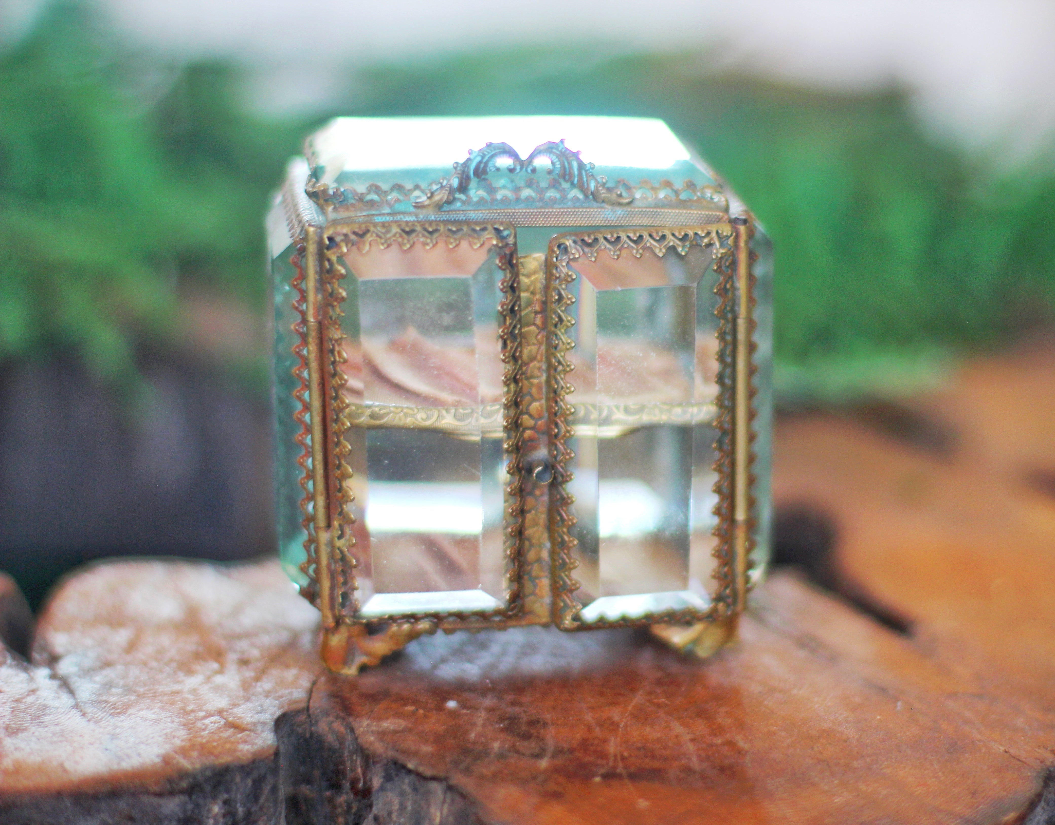 Antique French Victorian Two Stories Jewelry Box
