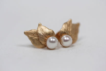 Aubrey Pearls & Leaves Earrings