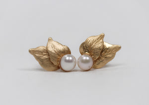Preorder* Aubrey Pearls Leaves Stud Earrings